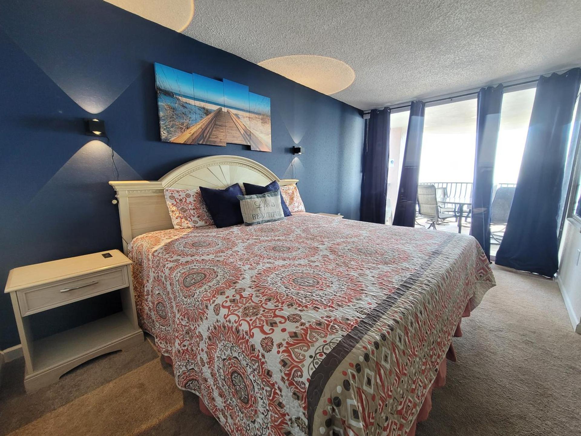 Ocean Front, Private Balconies photo 22