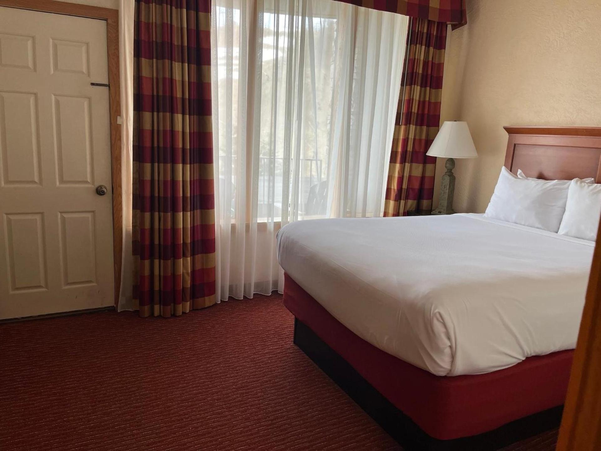 Slopeside Hotel, A Vail Resorts Property photo 71