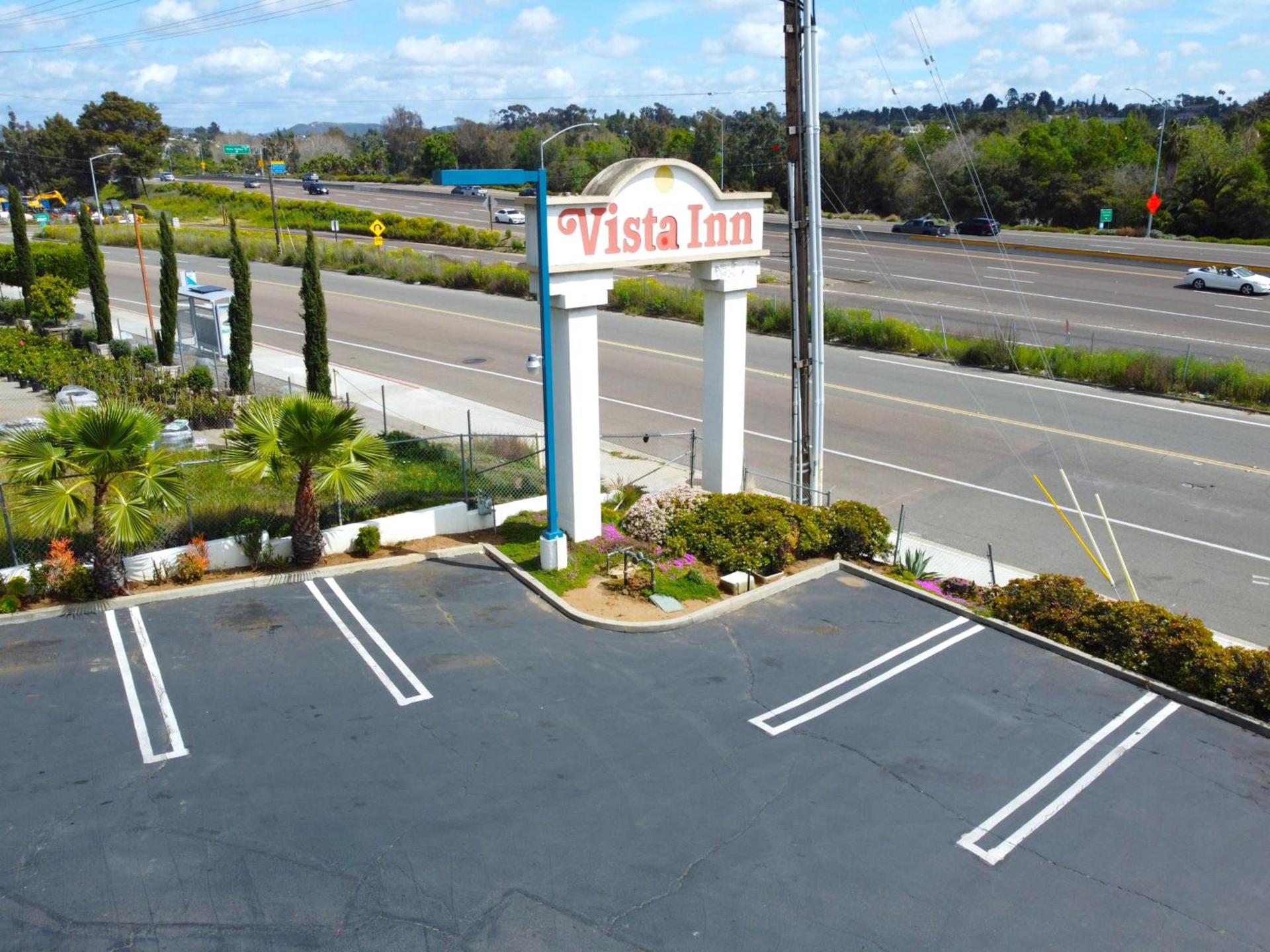 Vista Inn photo 2