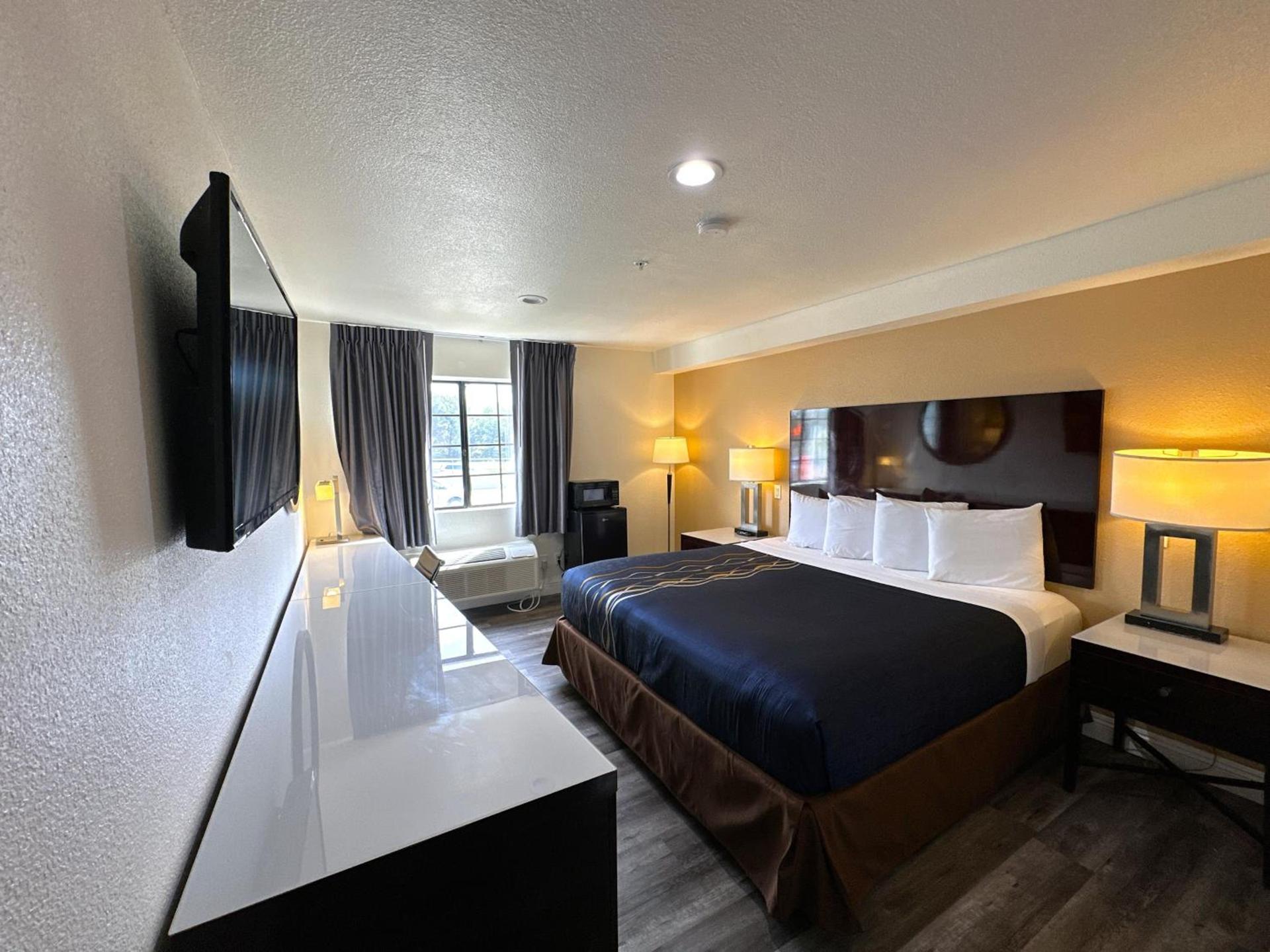 Vista Inn photo 11