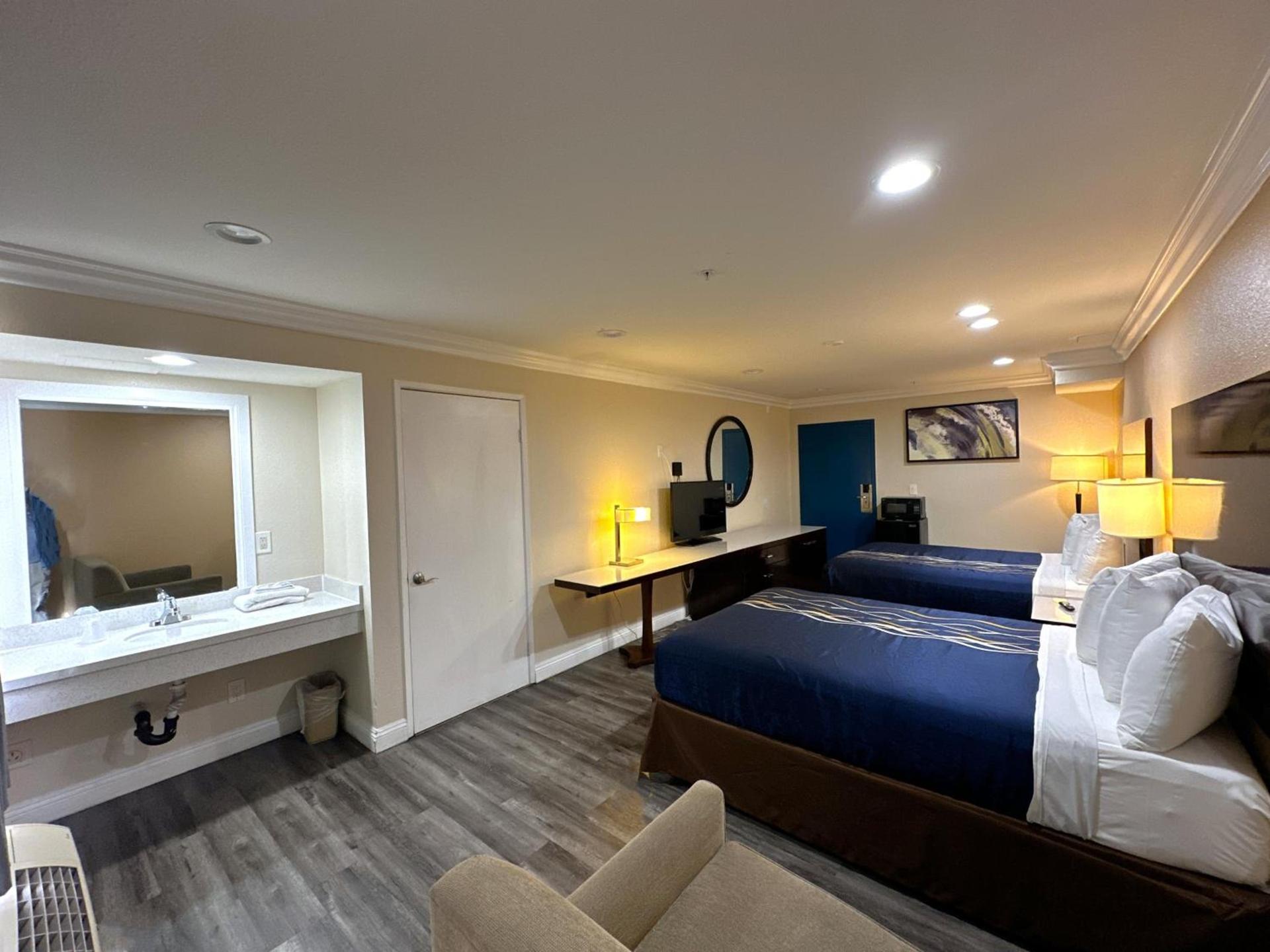 Vista Inn photo 7