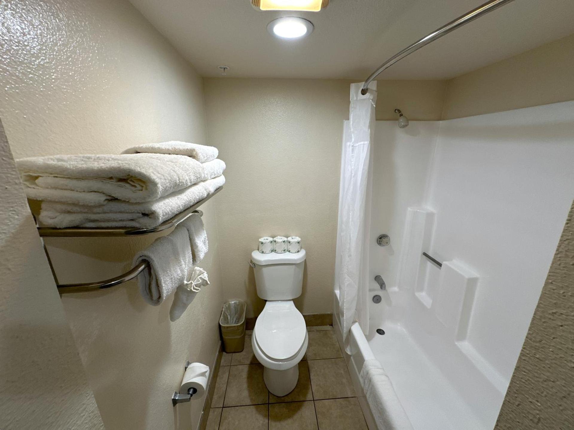 Vista Inn photo 10