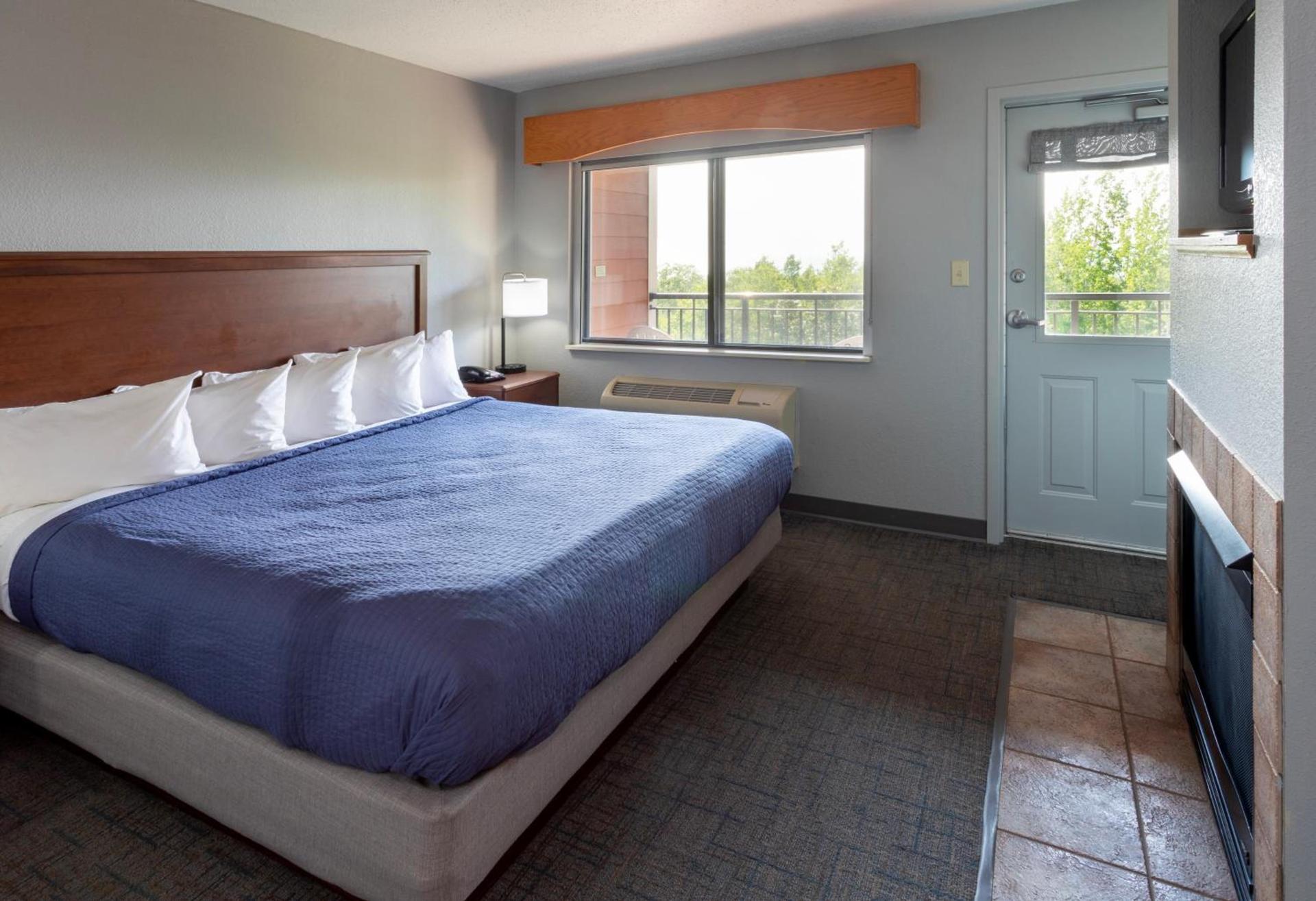 Black Beach Inn by GrandStay photo 30