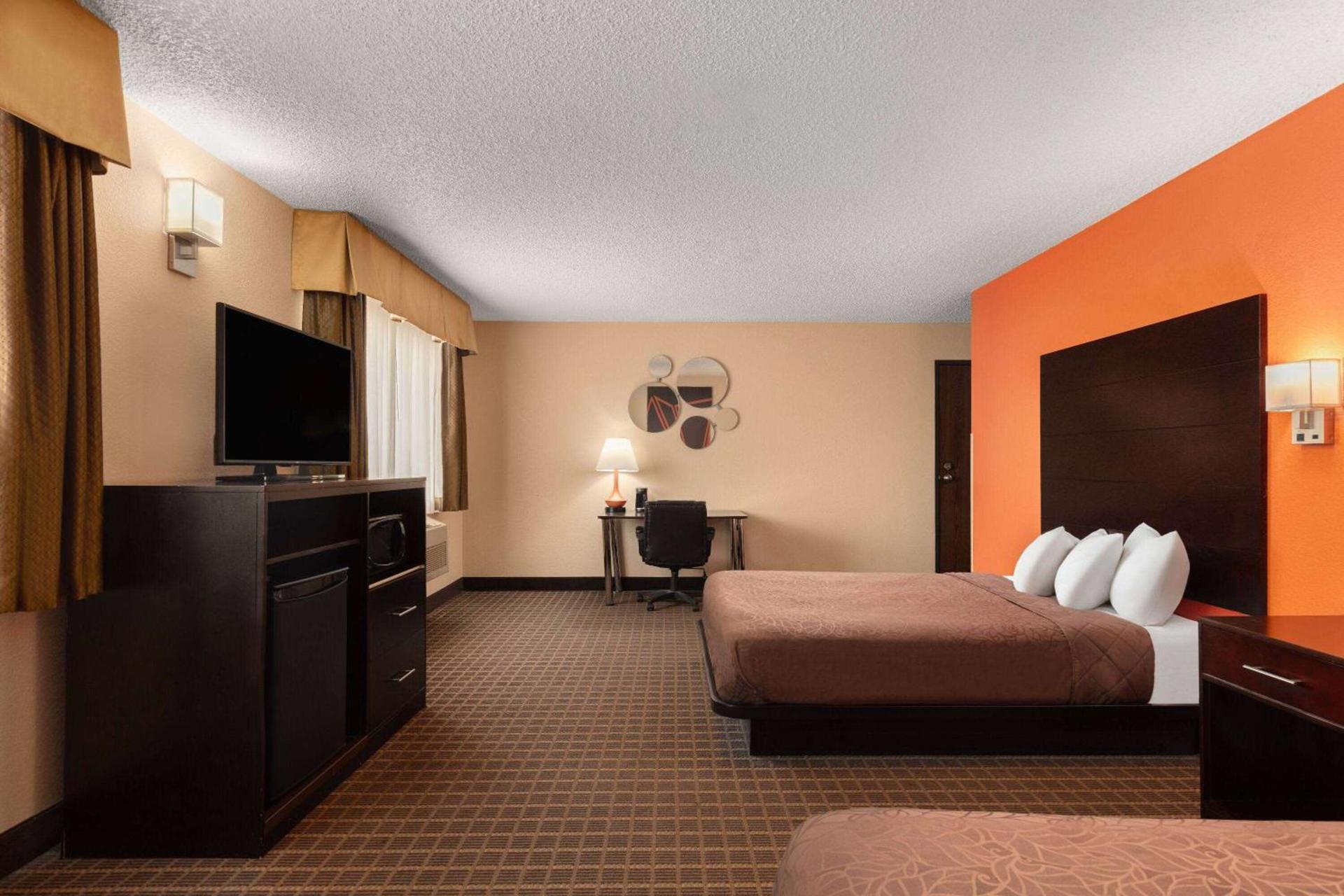 Howard Johnson by Wyndham Williams photo 22