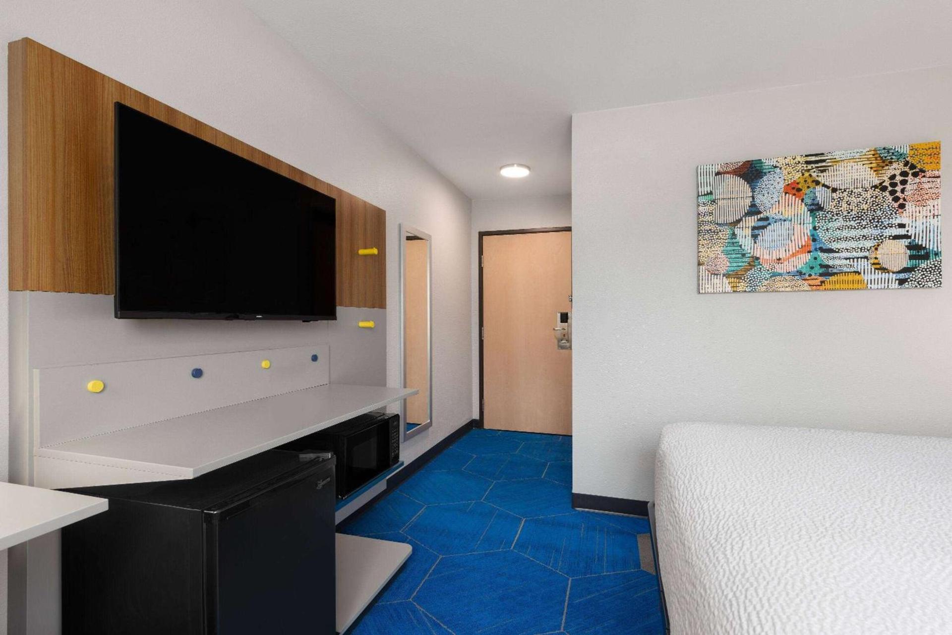 Microtel Inn and Suites Independence photo 17