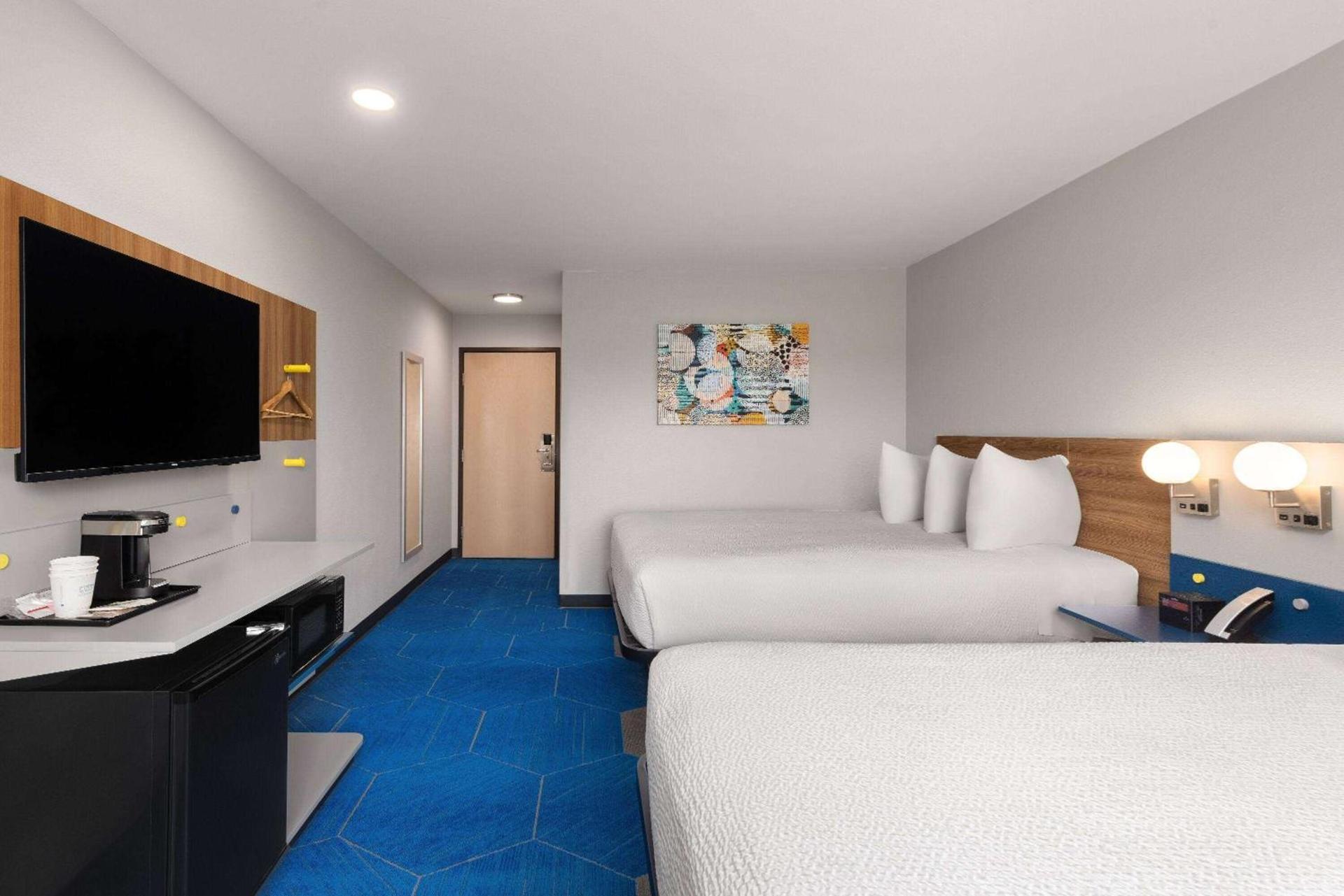 Microtel Inn and Suites Independence photo 20