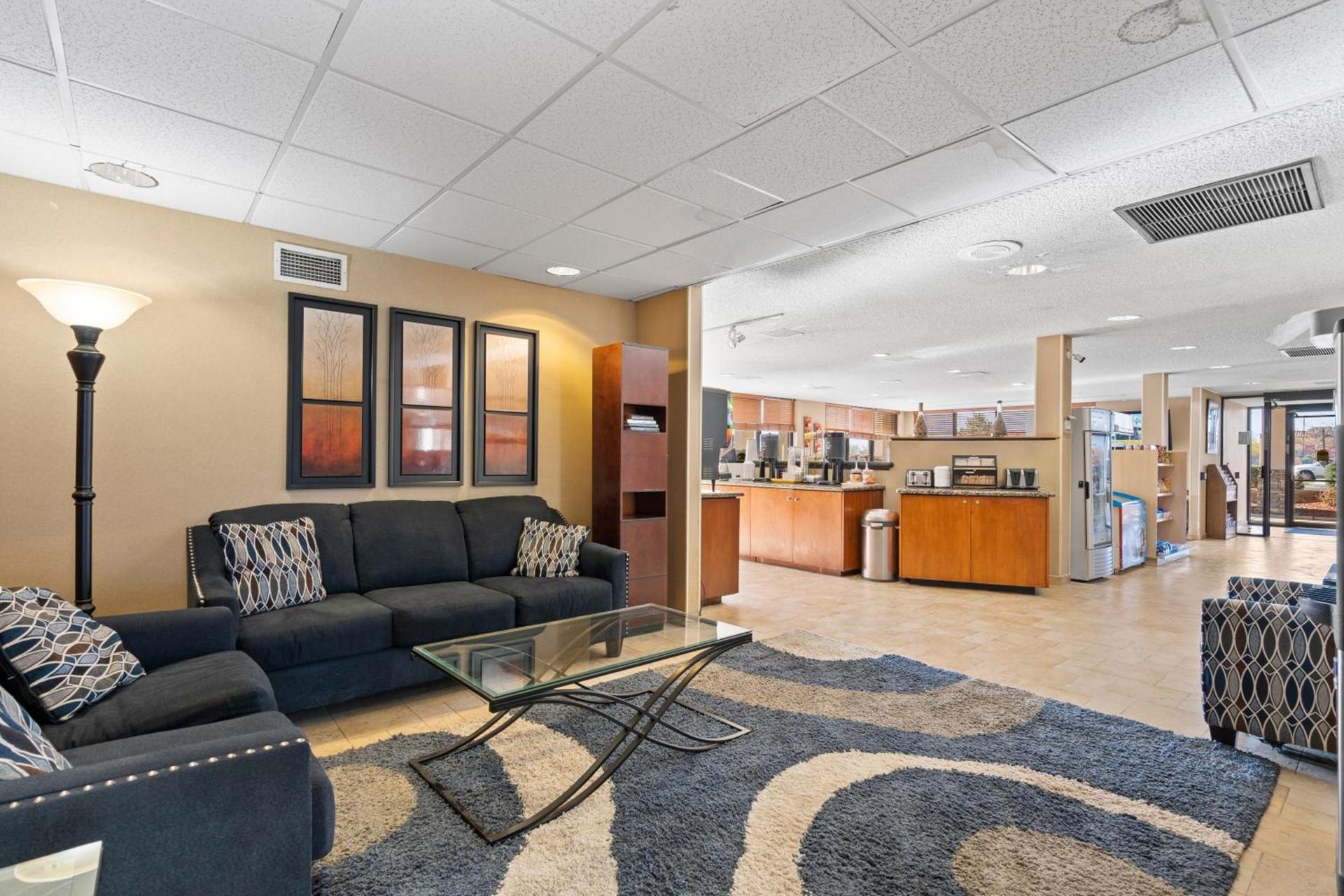 Travelodge by Wyndham Pueblo photo 25