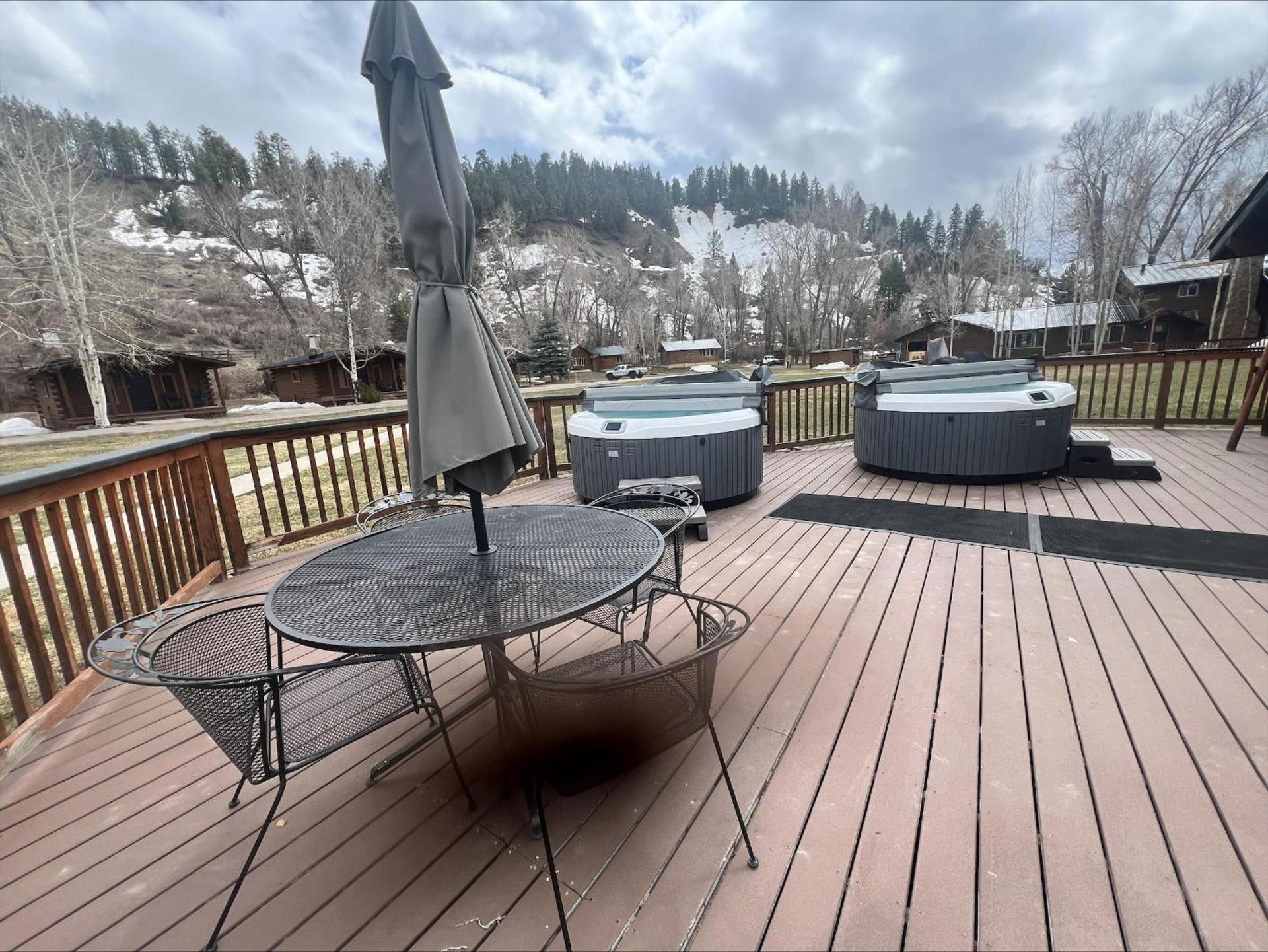 High Creek Lodge and Cabins photo 51