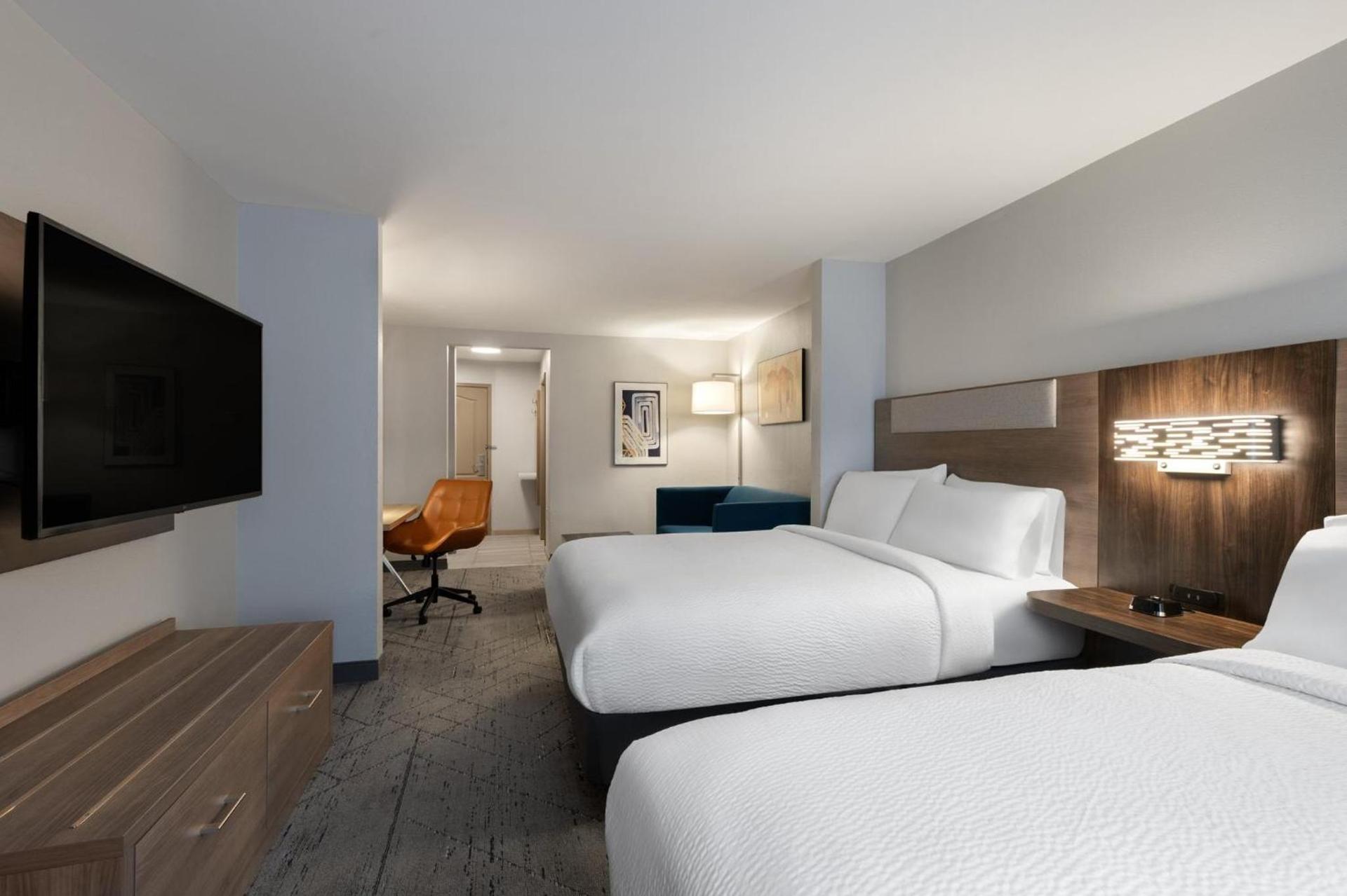 Holiday Inn Express Savannah Airport by IHG photo 45