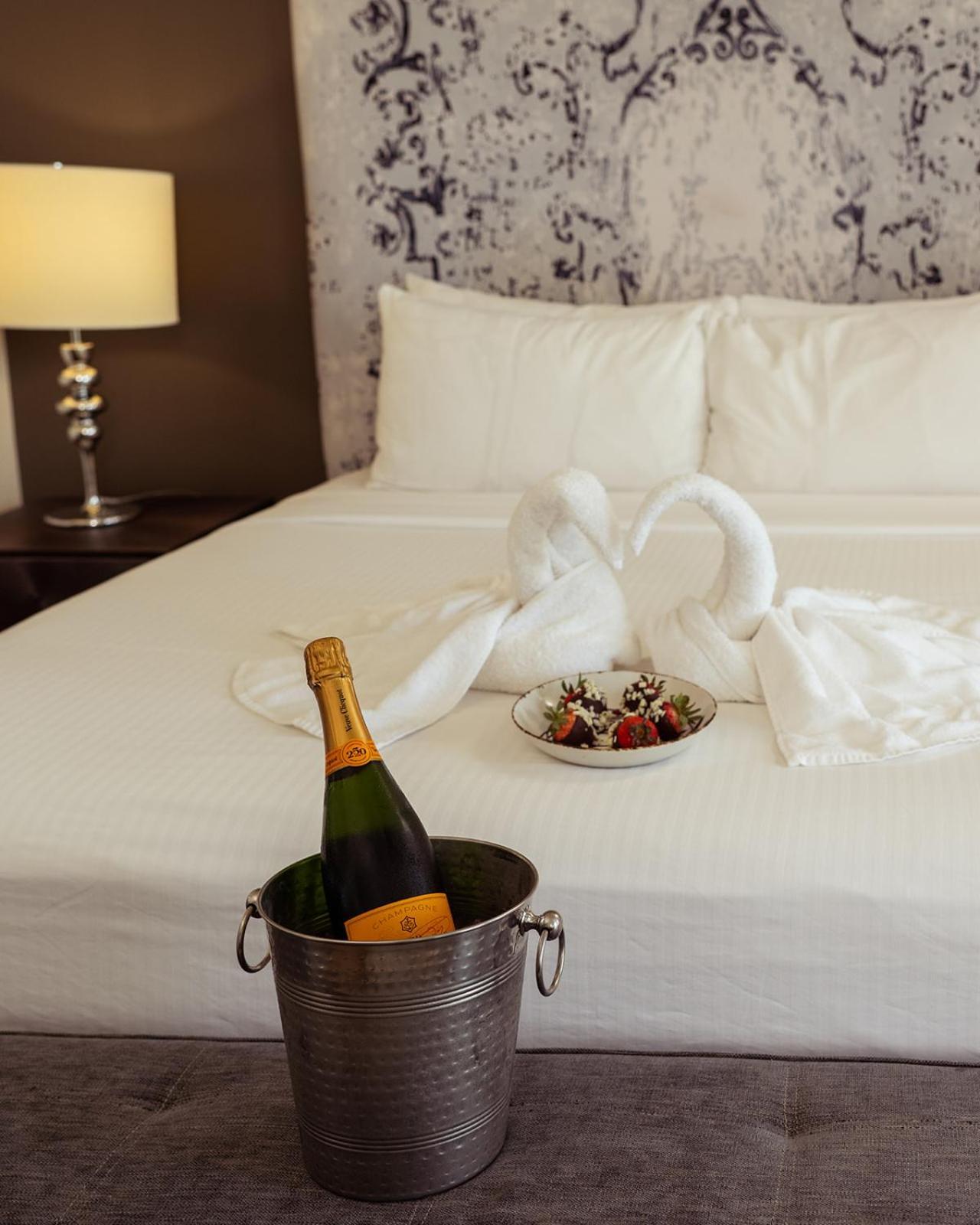 The Fontaine photo 49