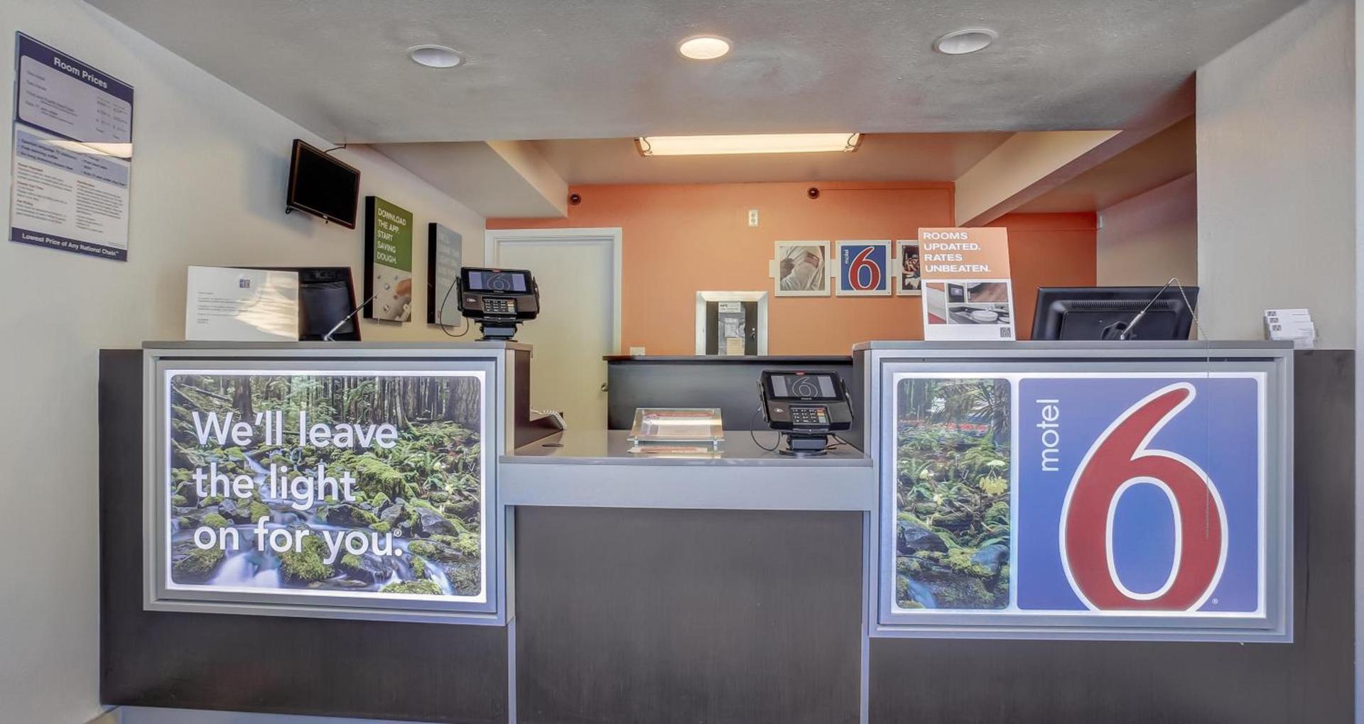 Motel 6-Medford, OR photo 16