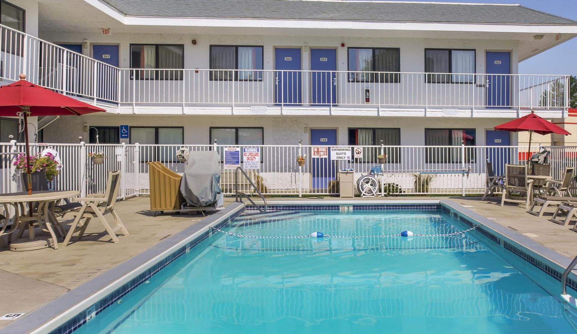 Motel 6-Medford, OR photo 25