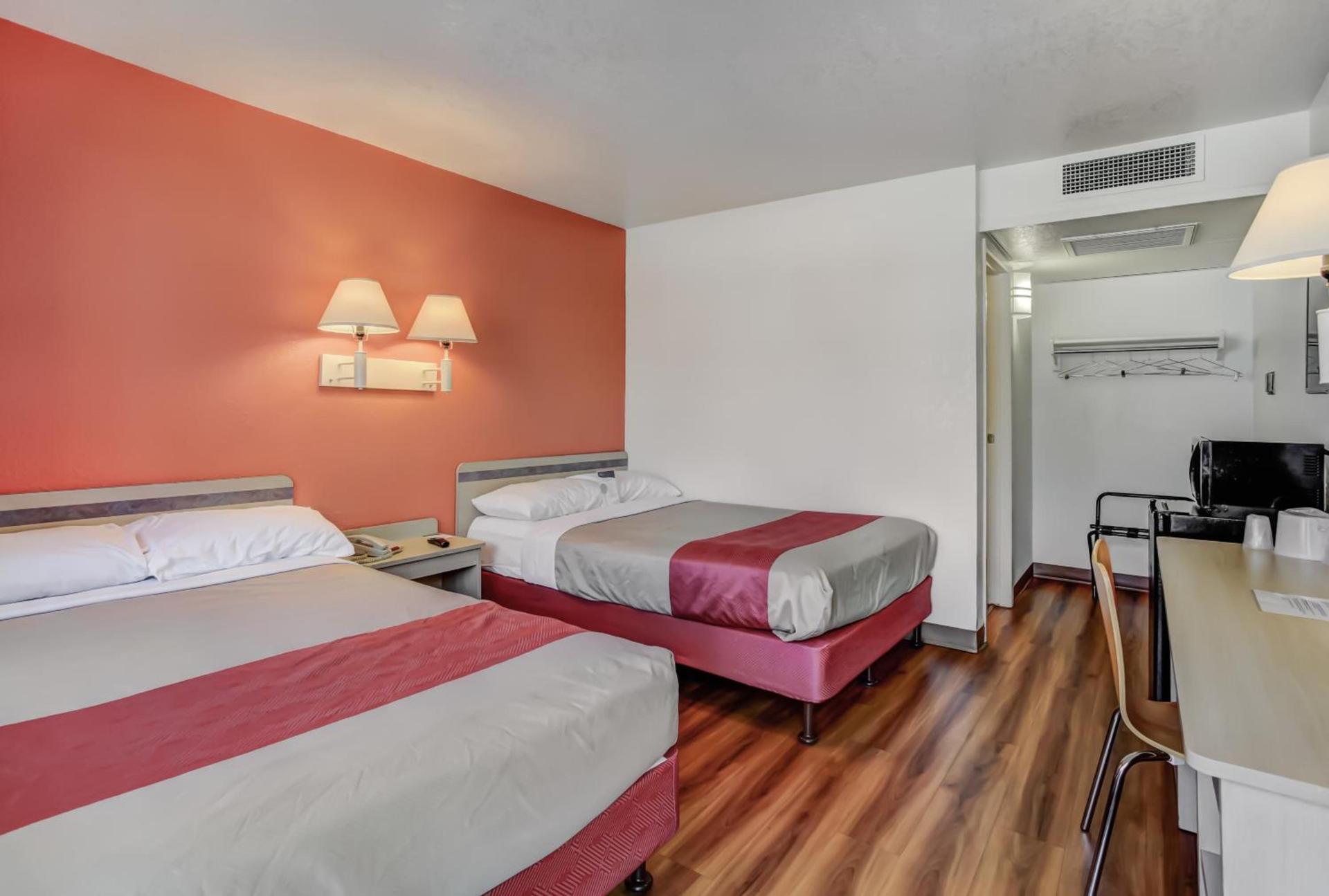 Motel 6-Medford, OR photo 26