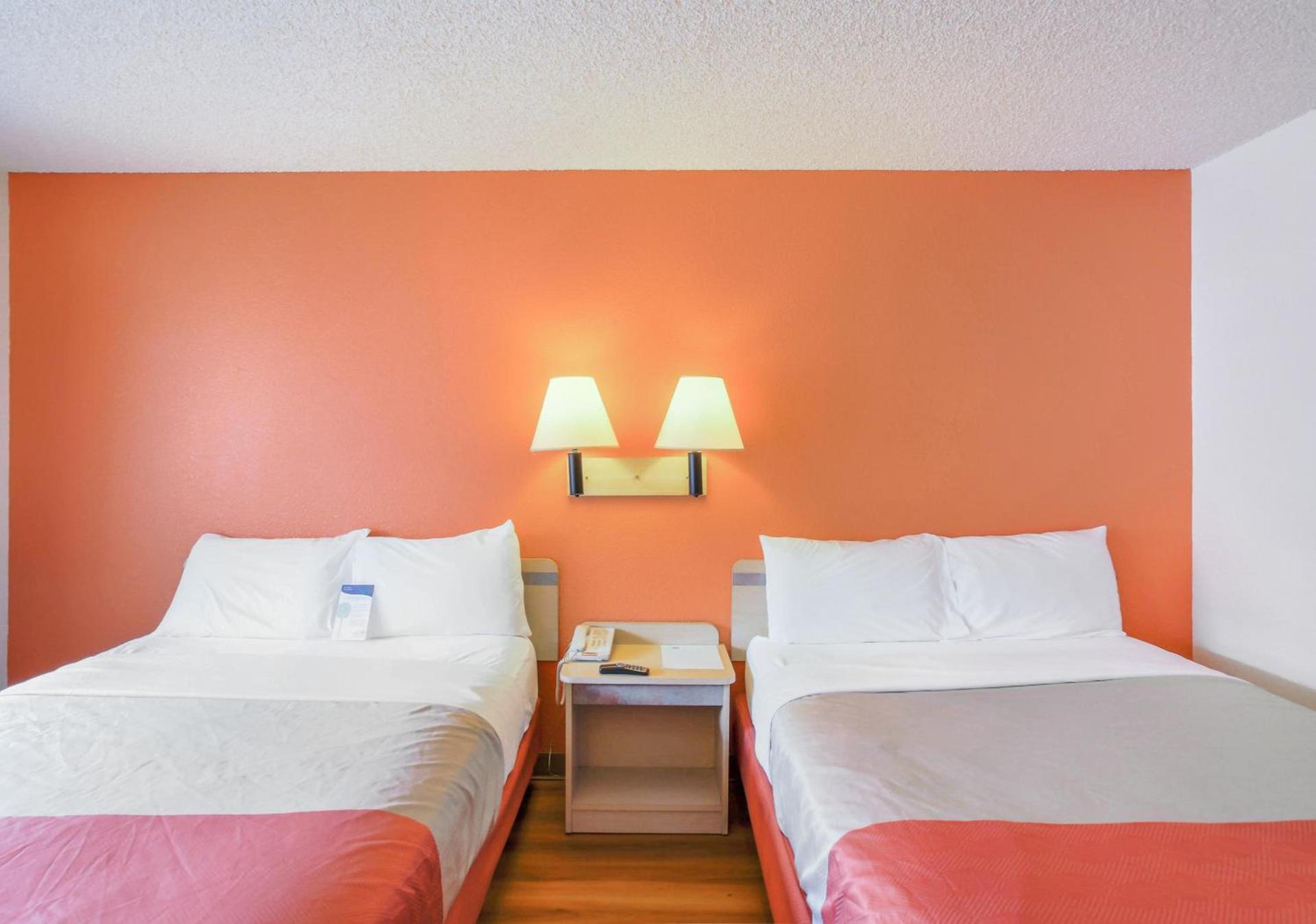 Motel 6-Medford, OR - North photo 28