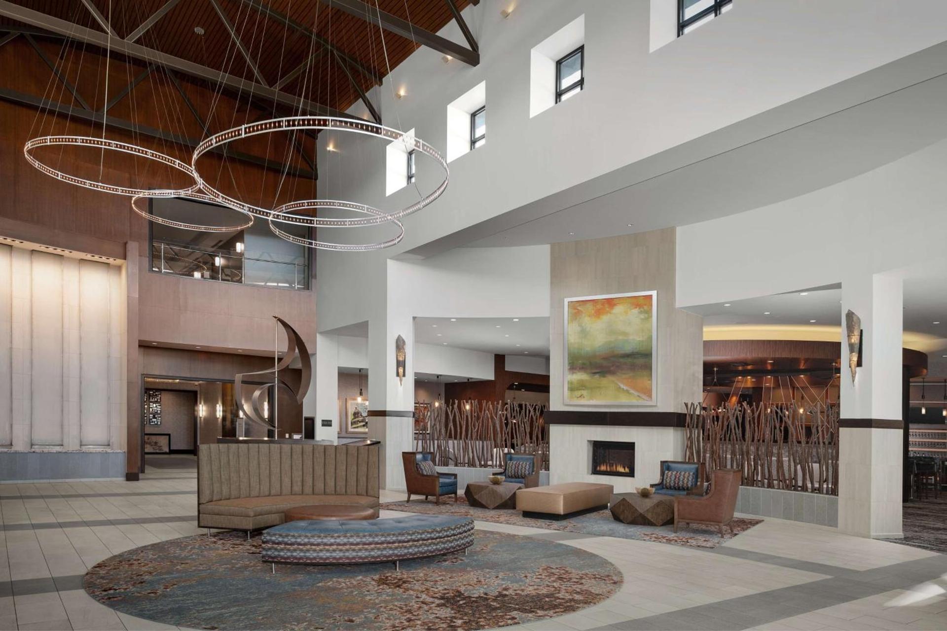 Embassy Suites Springfield photo 5