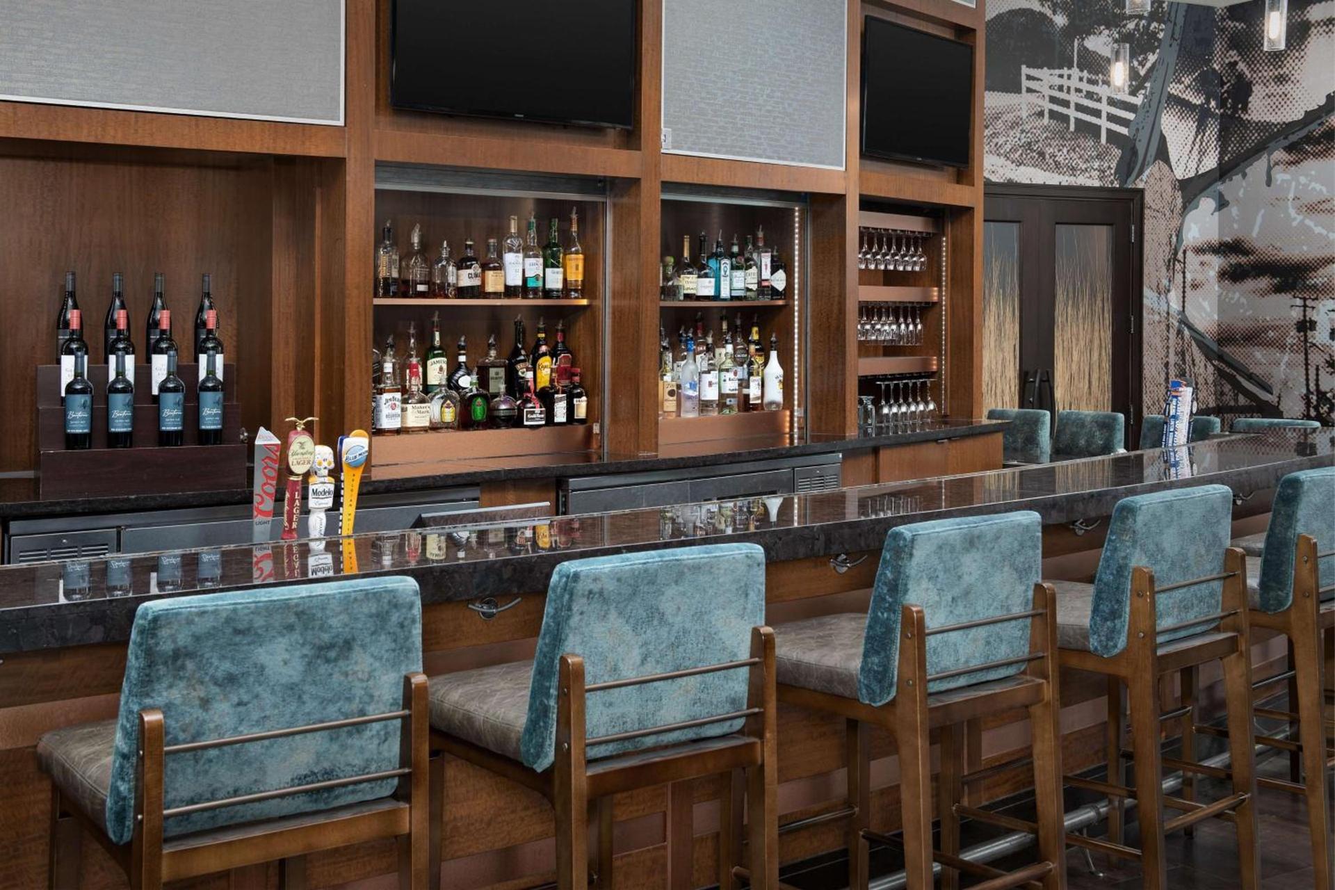 Embassy Suites Springfield photo 46