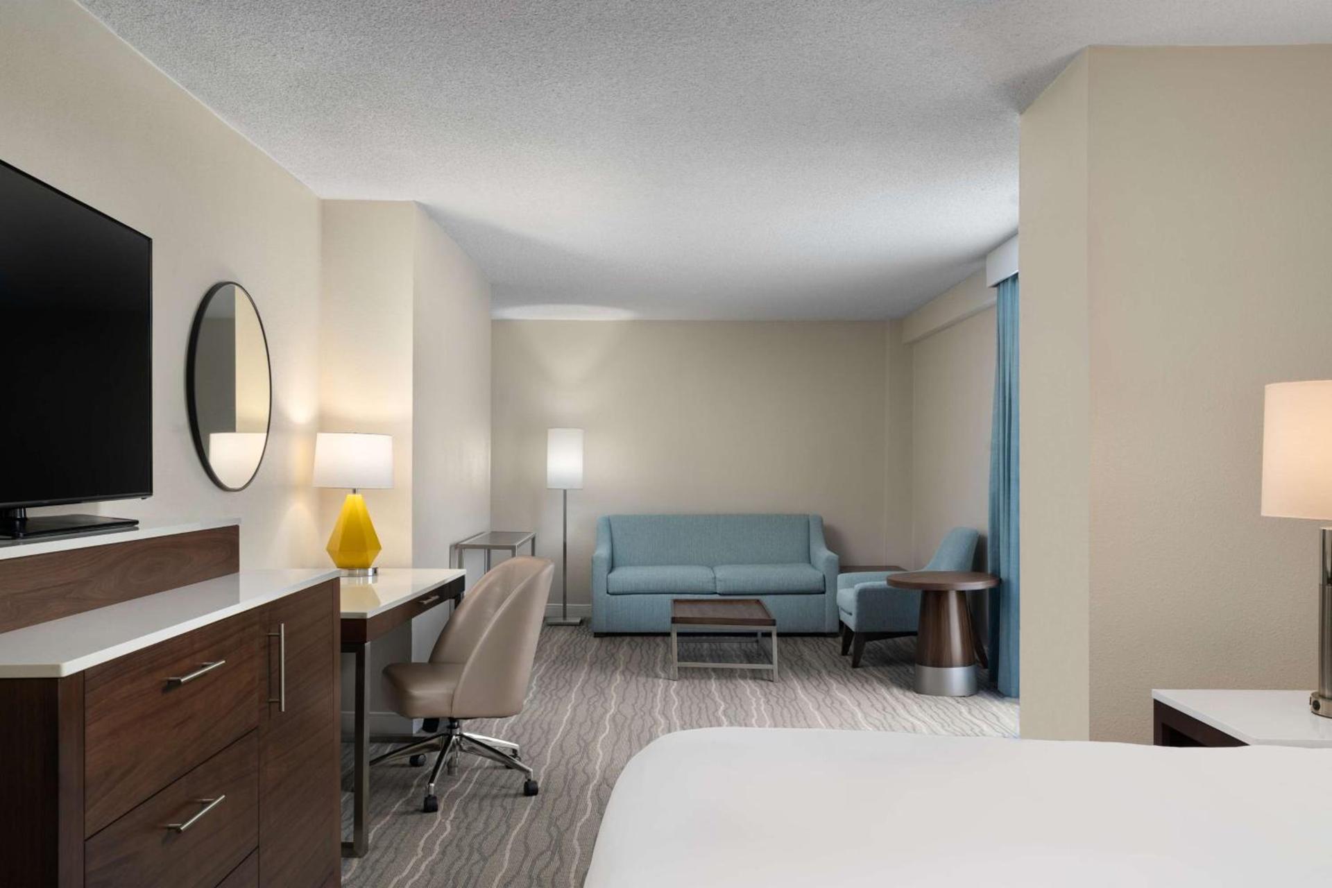 DoubleTree by Hilton Norfolk Airport photo 20