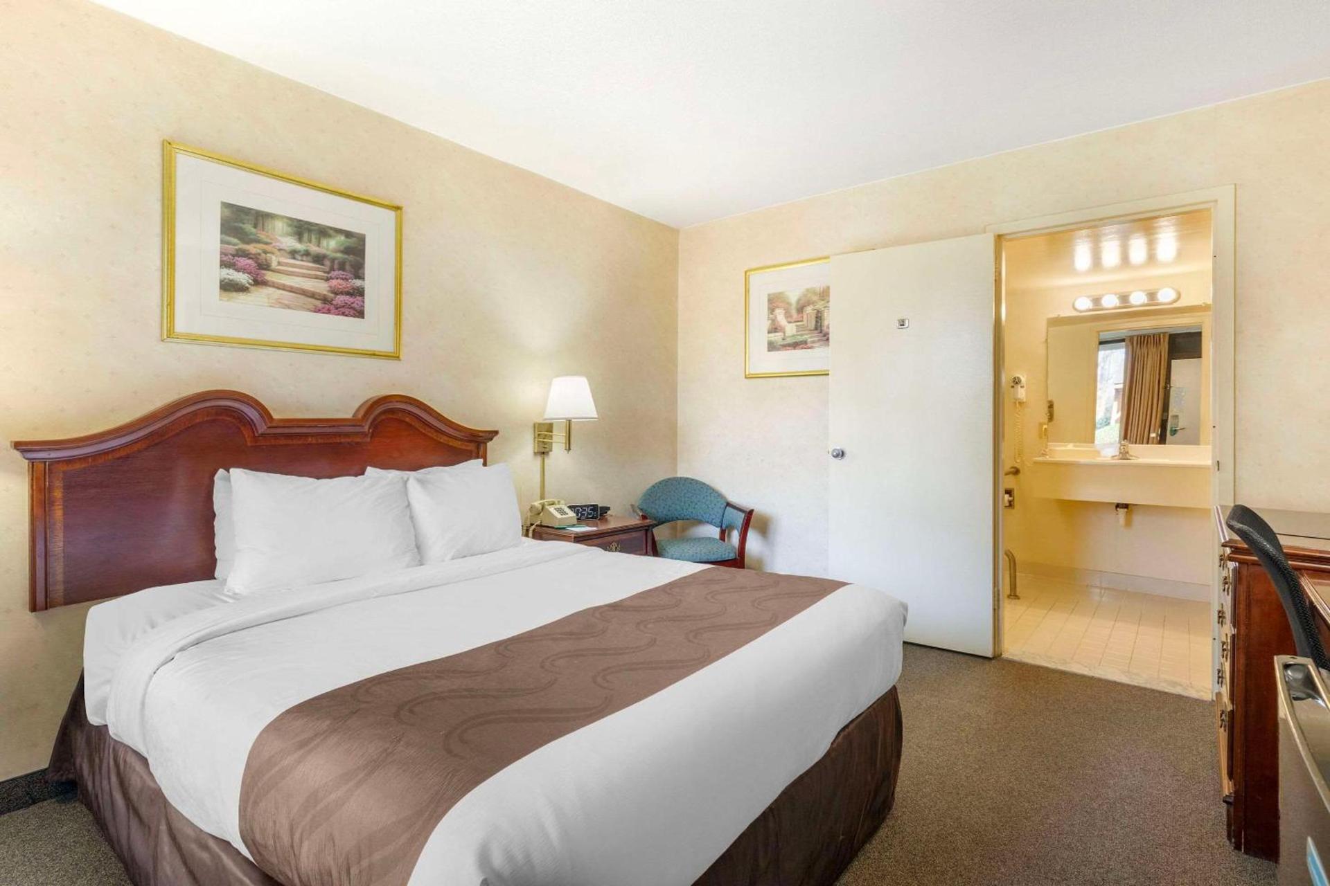 Quality Inn Vienna - Tysons Corner photo 6