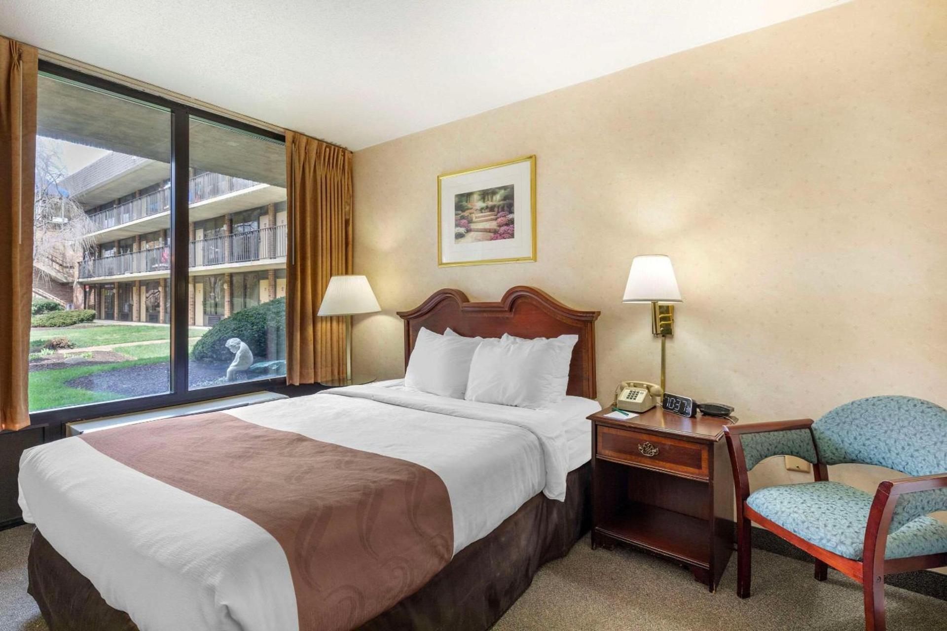Quality Inn Vienna - Tysons Corner photo 8