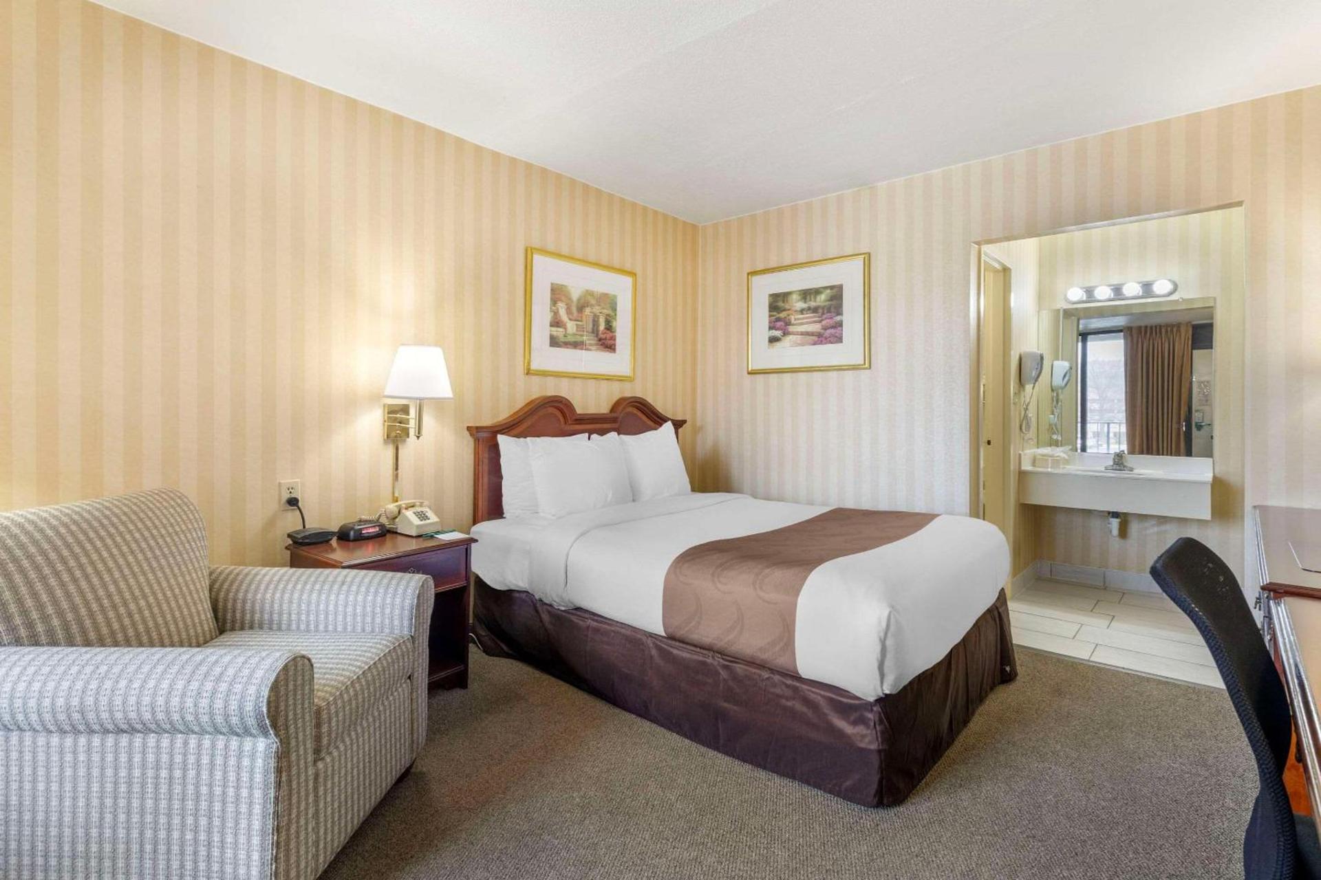Quality Inn Vienna - Tysons Corner photo 13