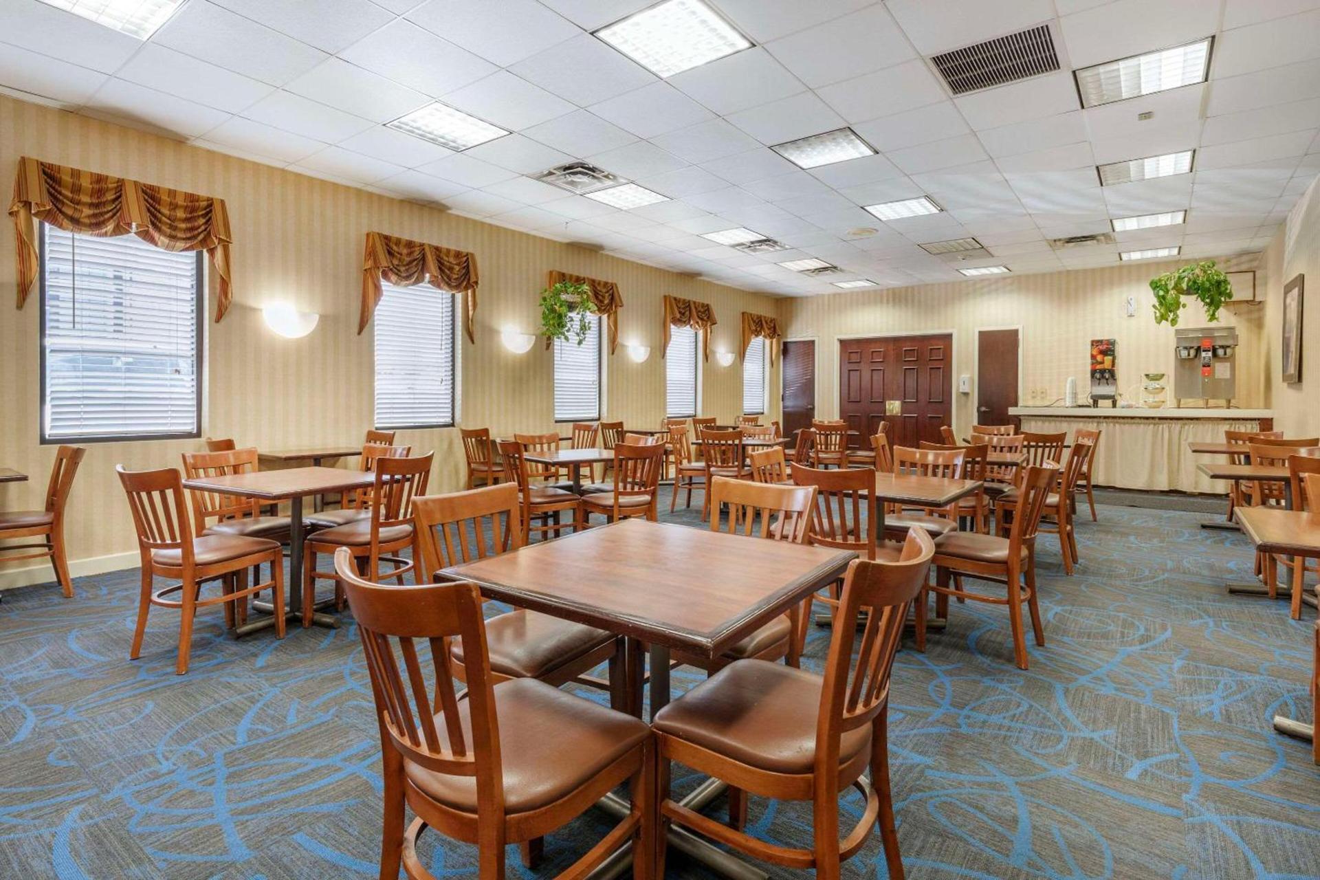 Quality Inn Vienna - Tysons Corner photo 23