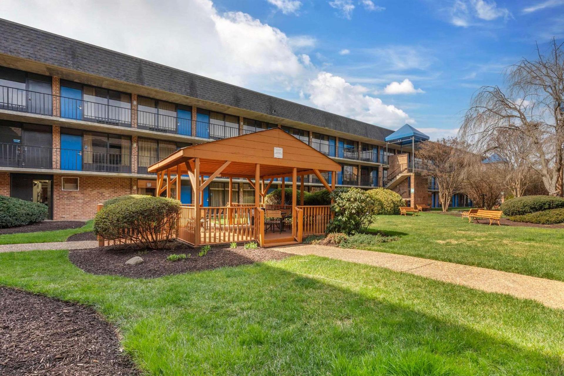 Quality Inn Vienna - Tysons Corner photo 28
