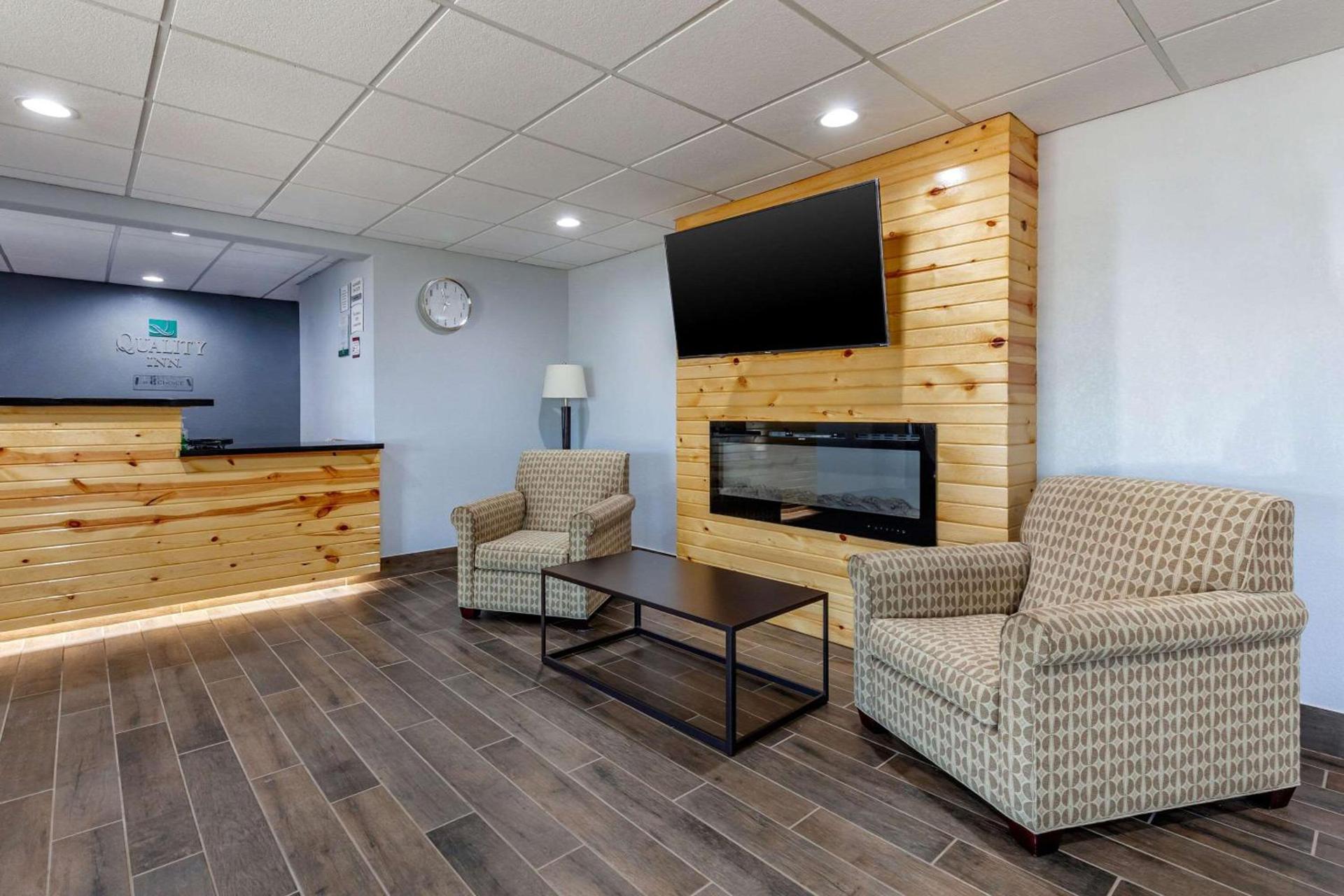Quality Inn New London photo 4