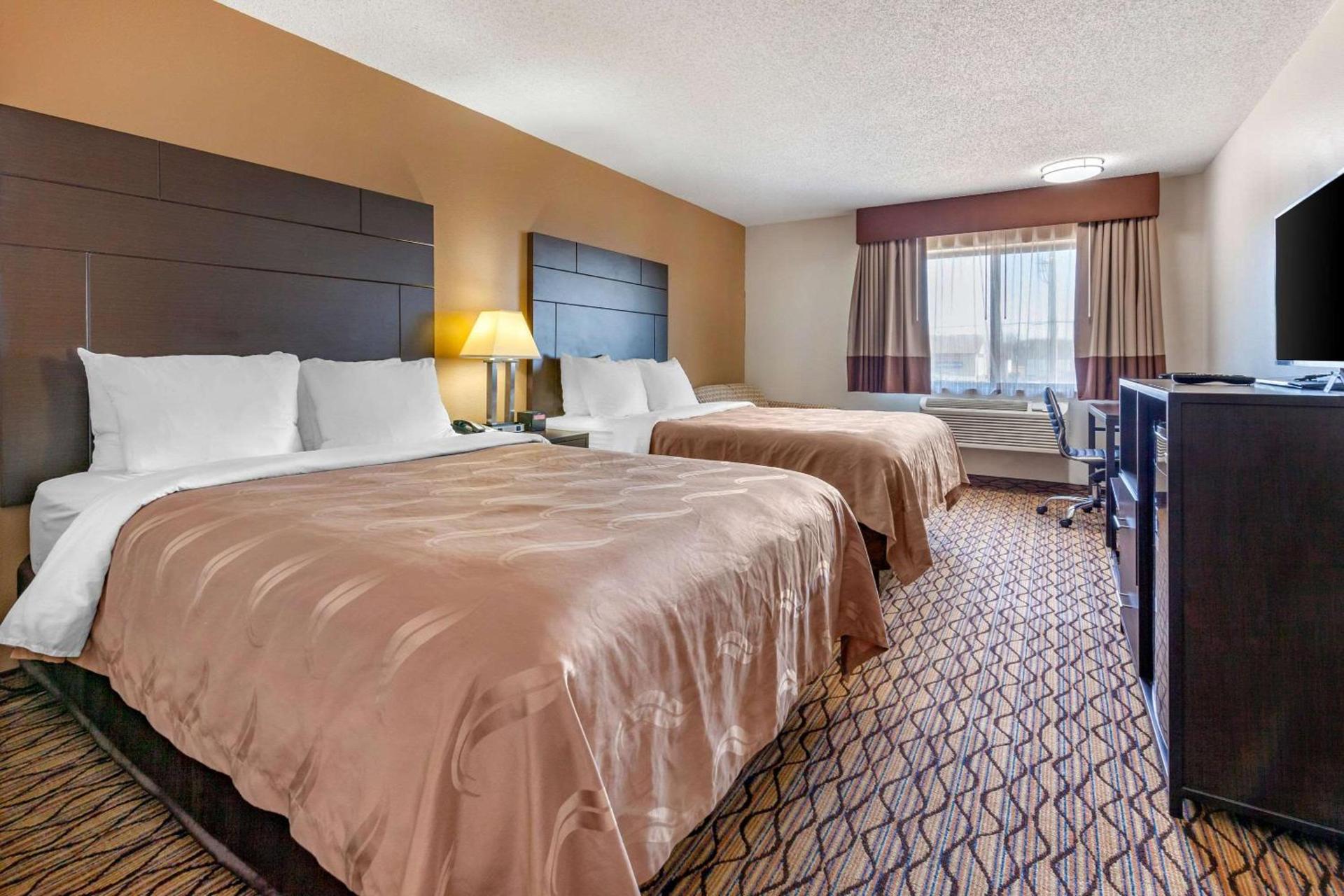 Quality Inn New London photo 18
