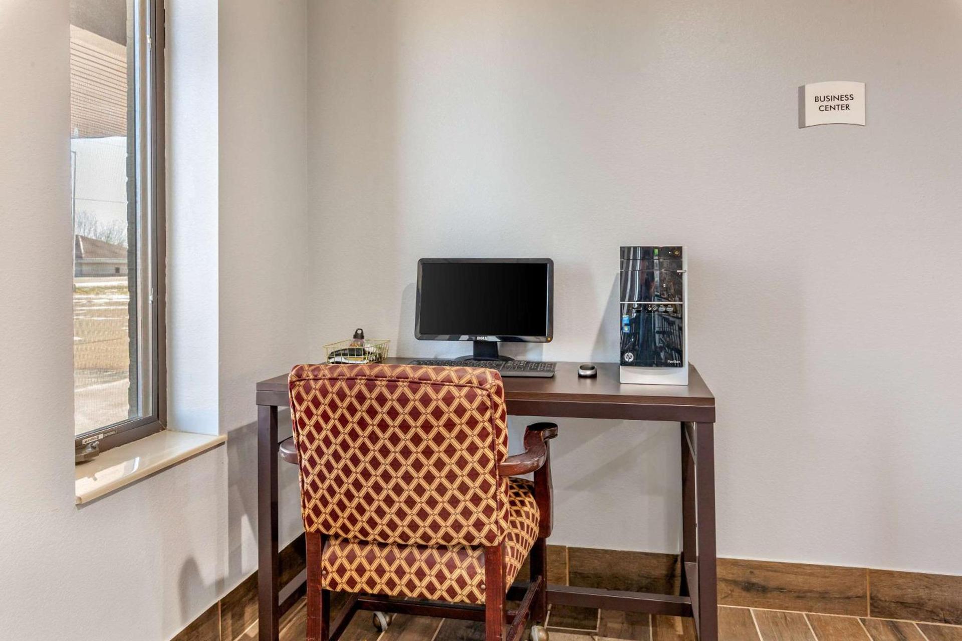 Quality Inn New London photo 29