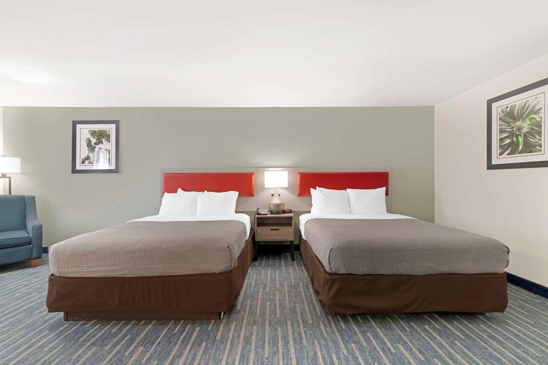 Quality Inn Lebanon - Hanover photo 14