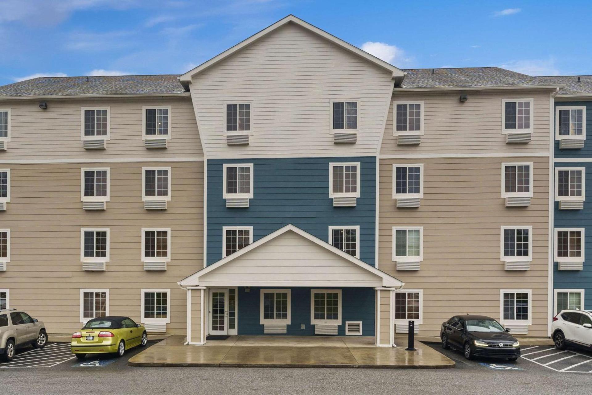 WoodSpring Suites Macon West I-475 photo 1