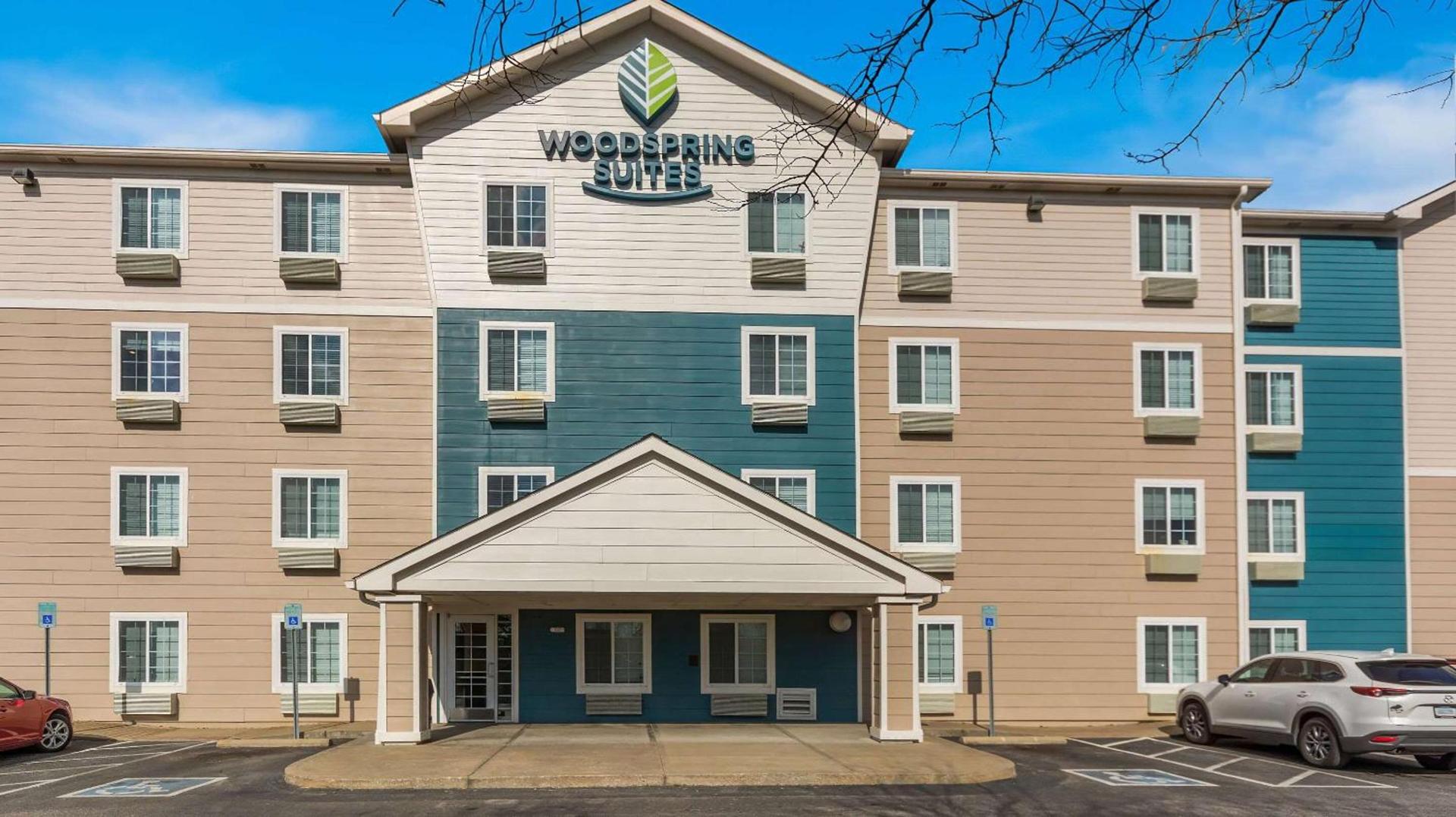 WoodSpring Suites Evansville photo 1