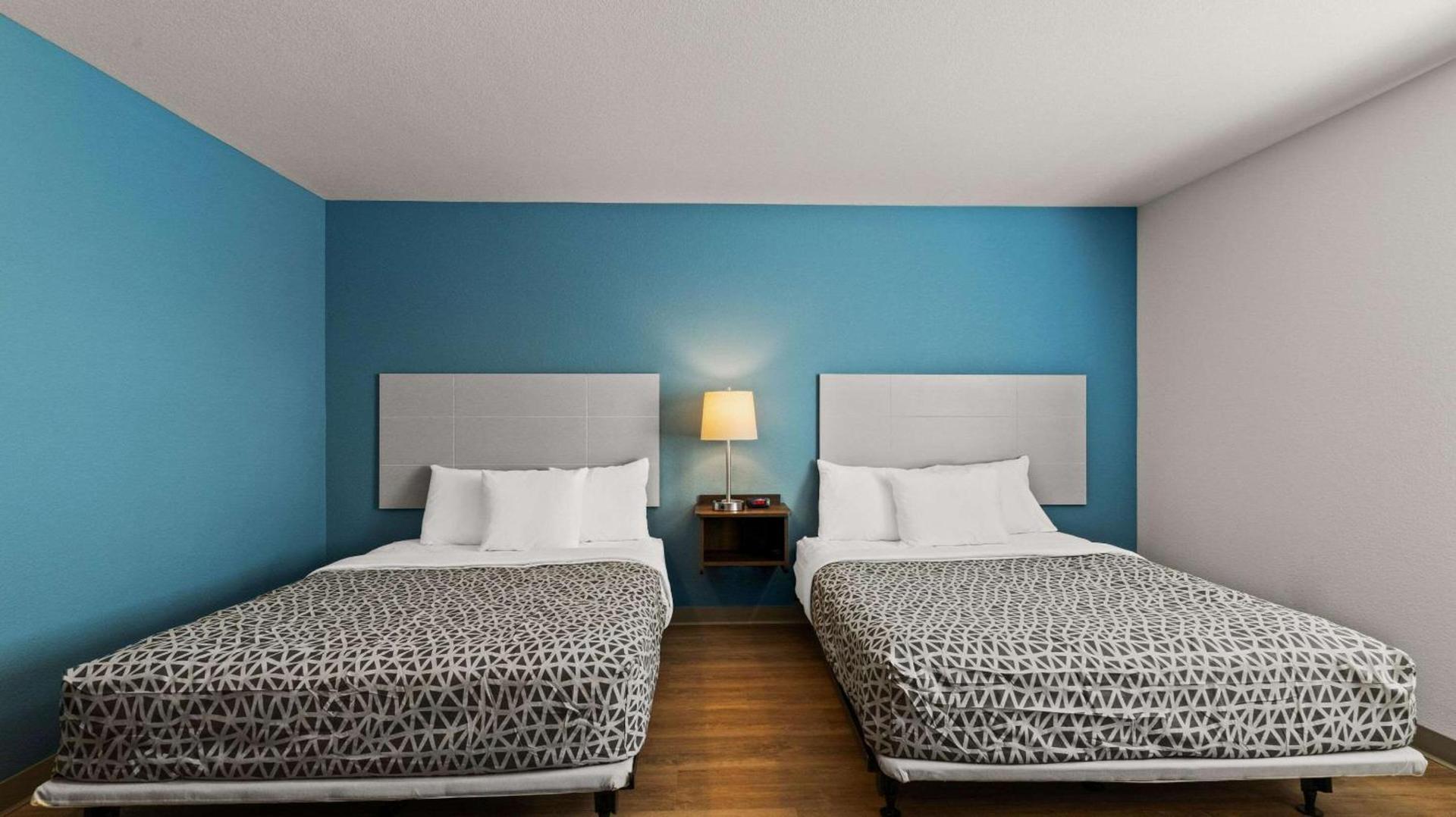 WoodSpring Suites Greeley photo 14