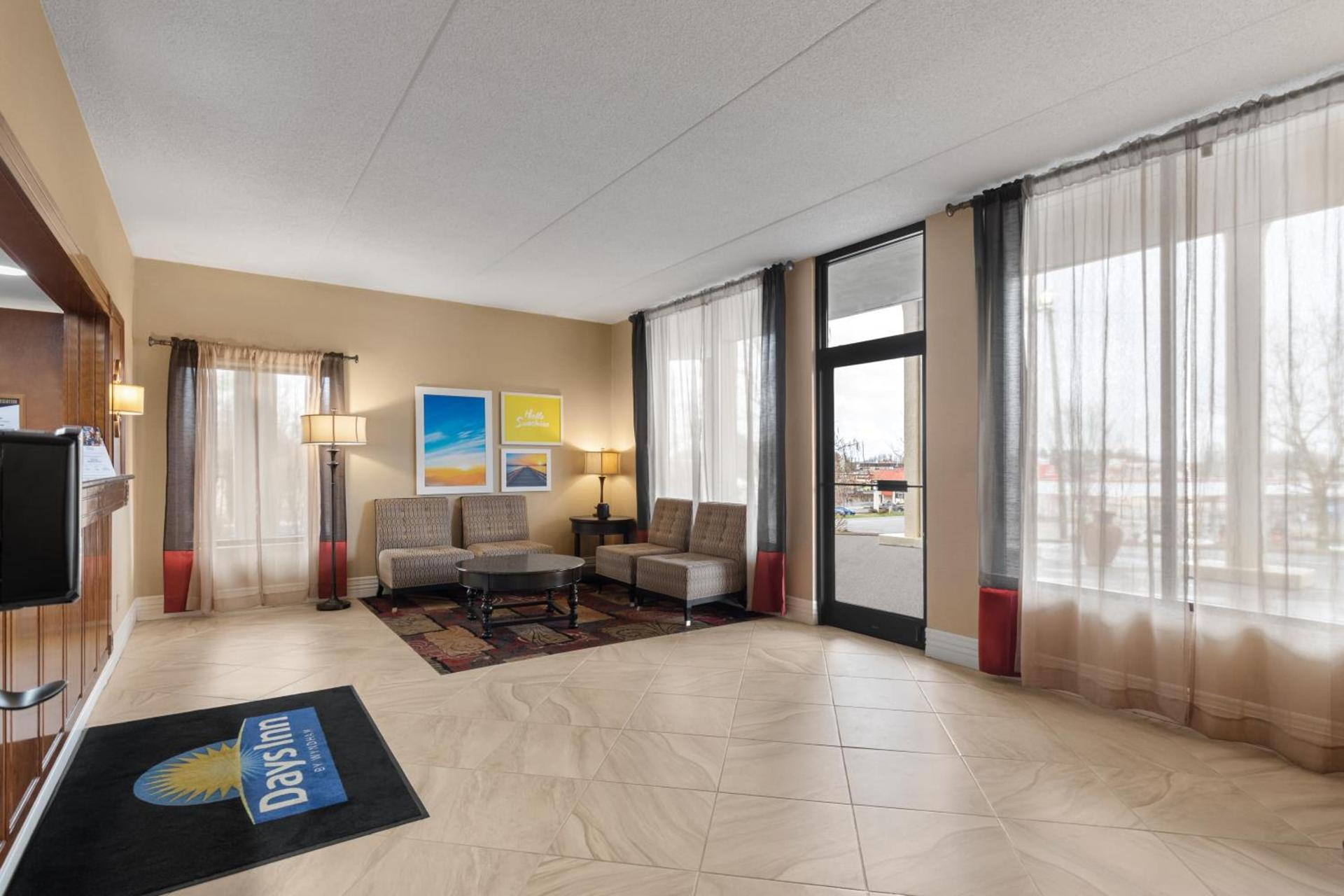 Days Inn by Wyndham Columbia Kentucky photo 61