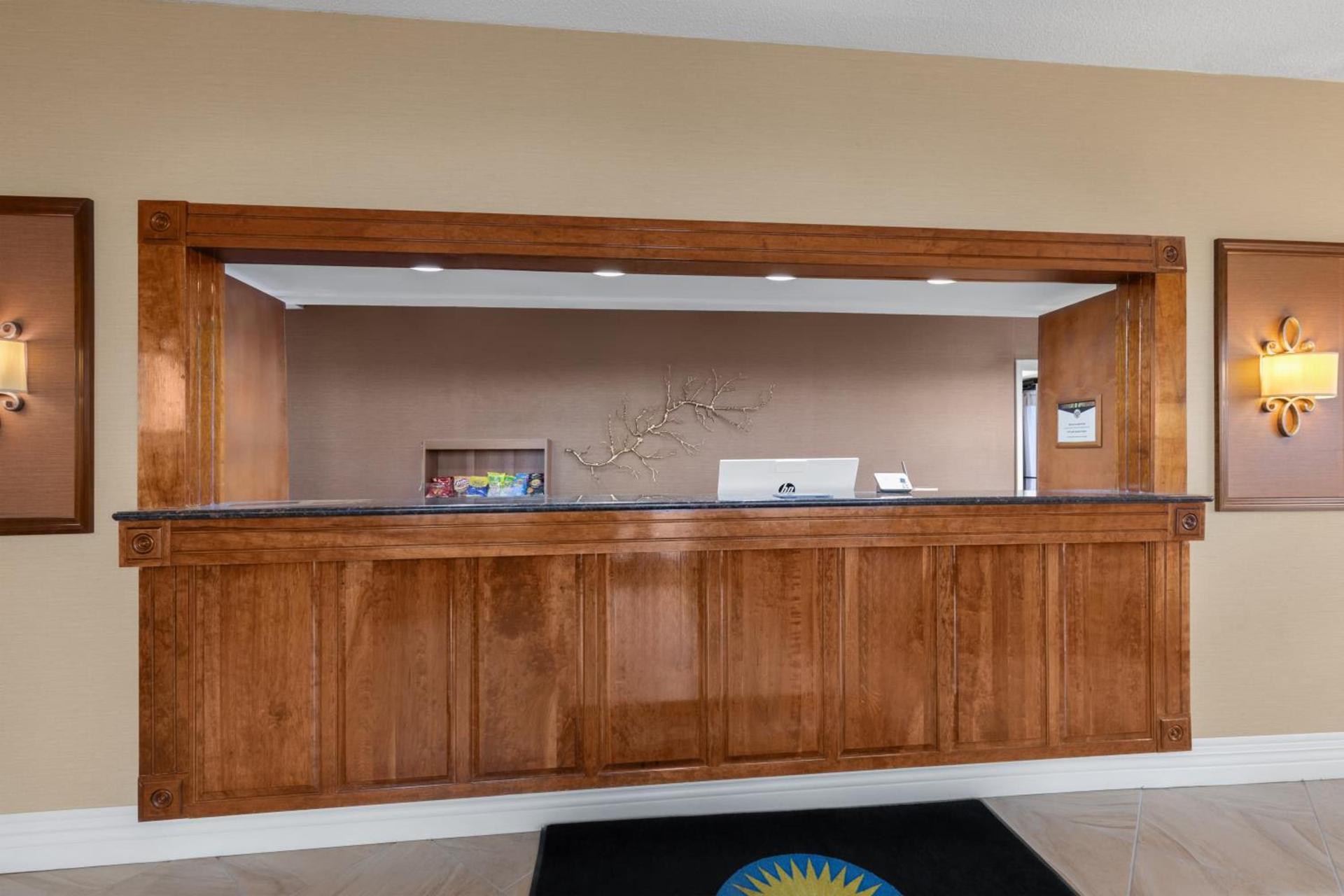 Days Inn by Wyndham Columbia Kentucky photo 62