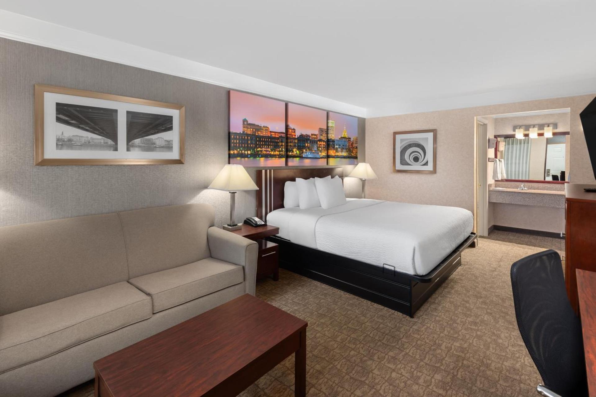 Days Inn by Wyndham Columbia Kentucky photo 32