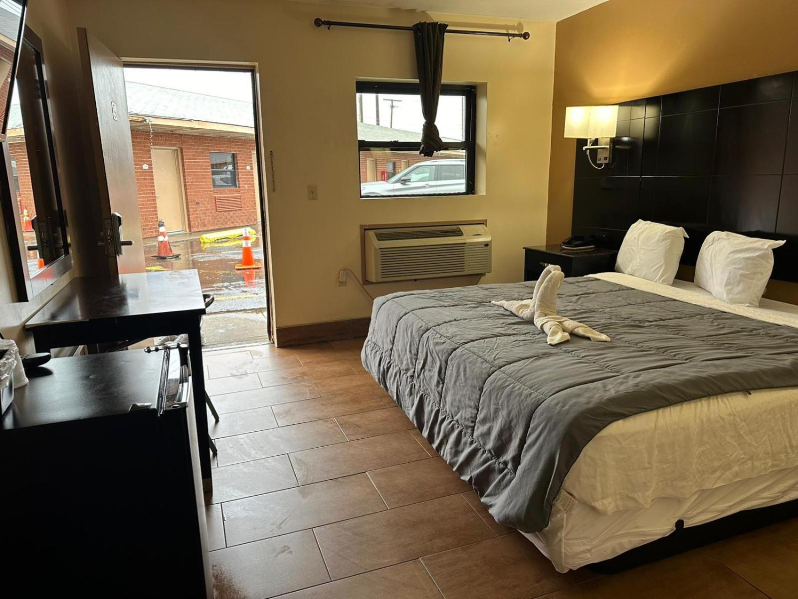 Circle Motor Lodge photo 74