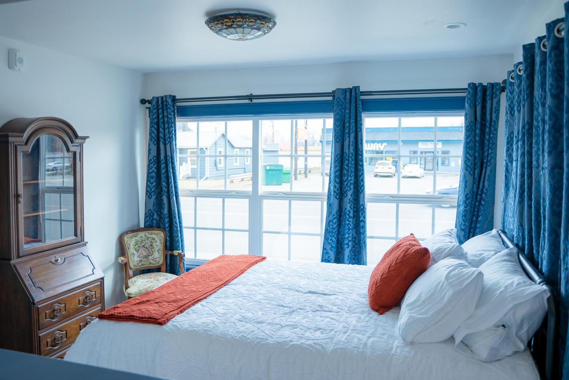 Palmer Suite 101, Hyland Hotel photo 6