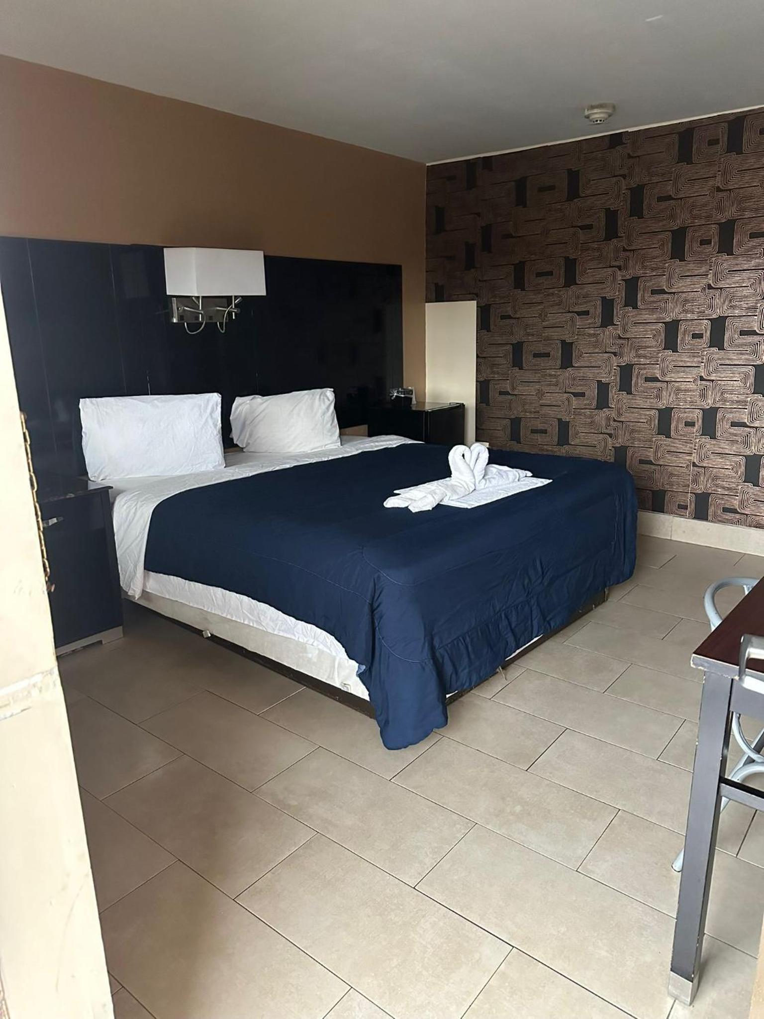 Circle Motor Lodge photo 79