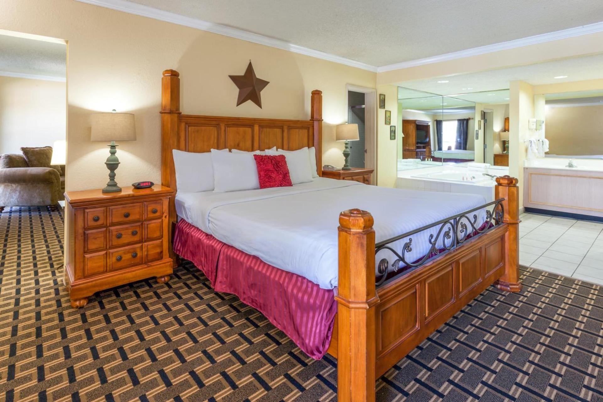 Extend-a-Suites - Extended Stay, I-40 Amarillo West photo 57