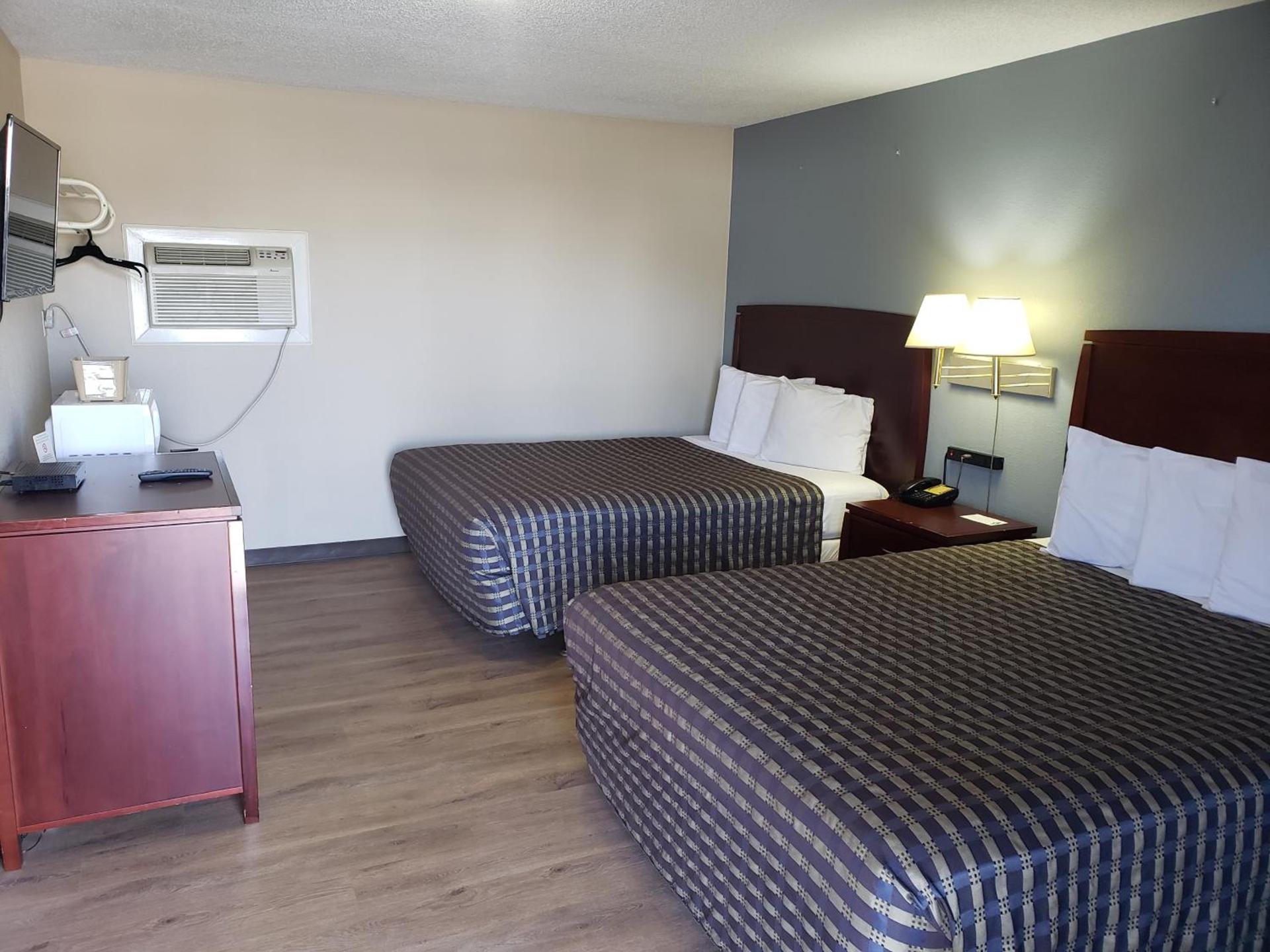 River Heights Motel photo 17