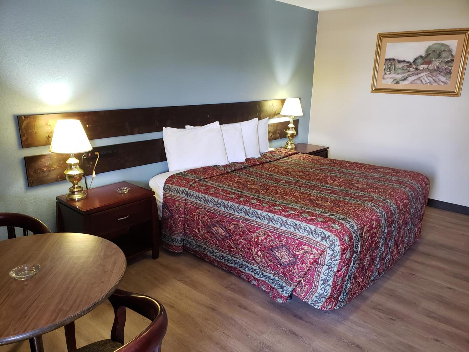 River Heights Motel photo 19