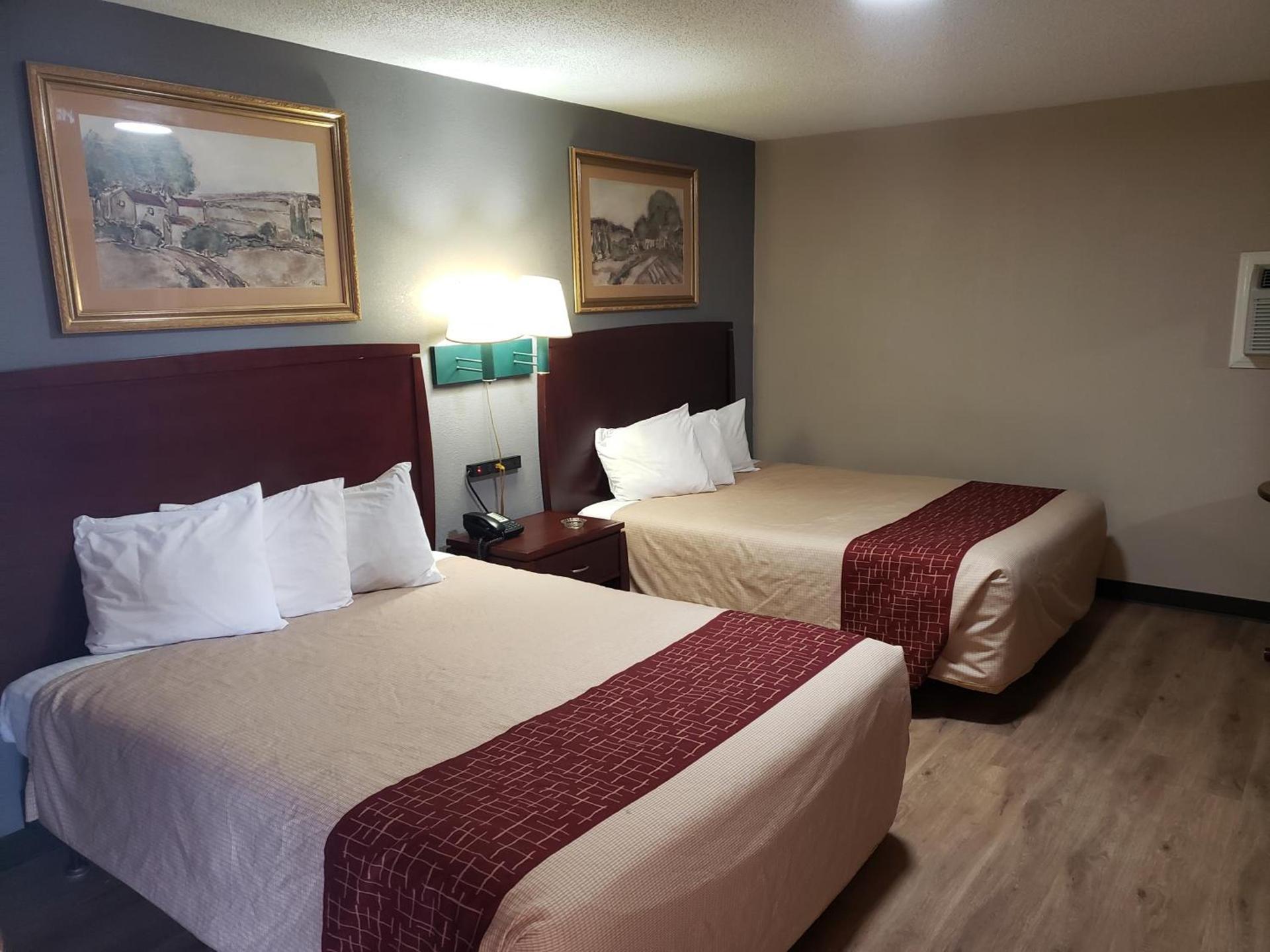River Heights Motel photo 21