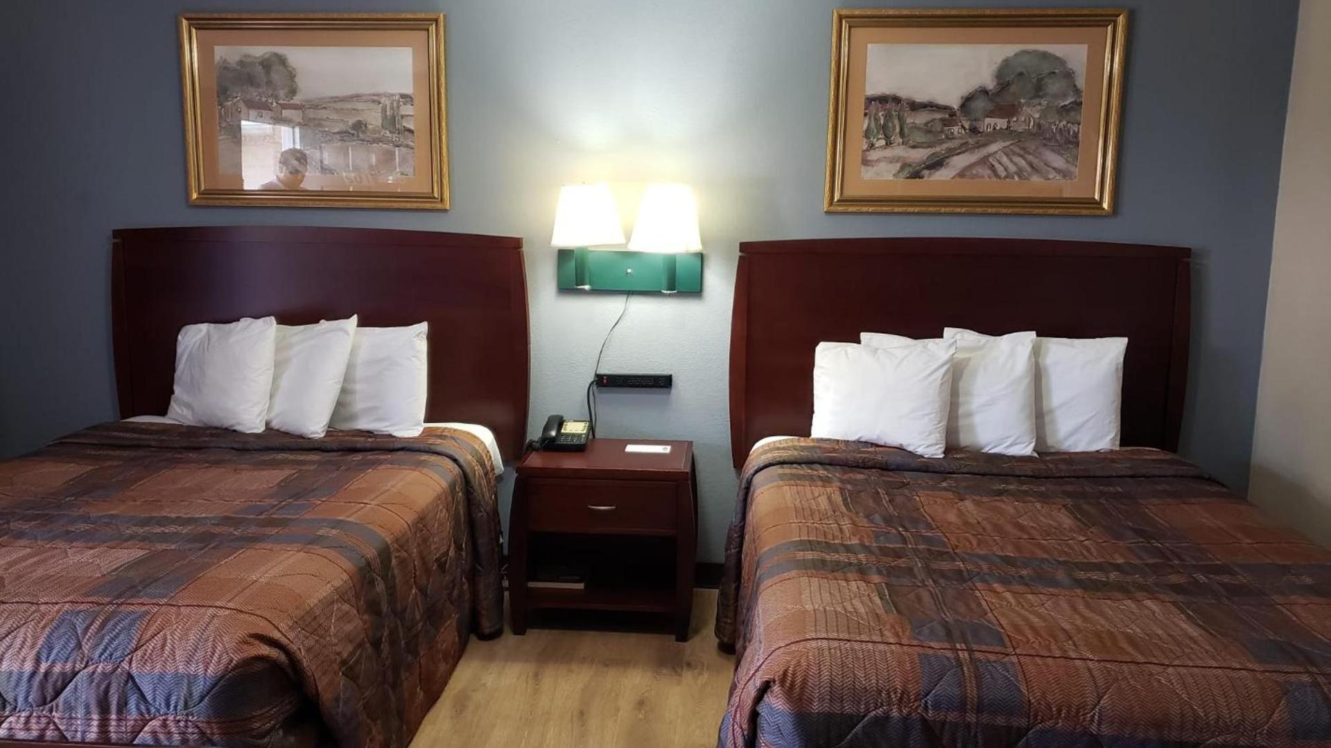 River Heights Motel photo 7