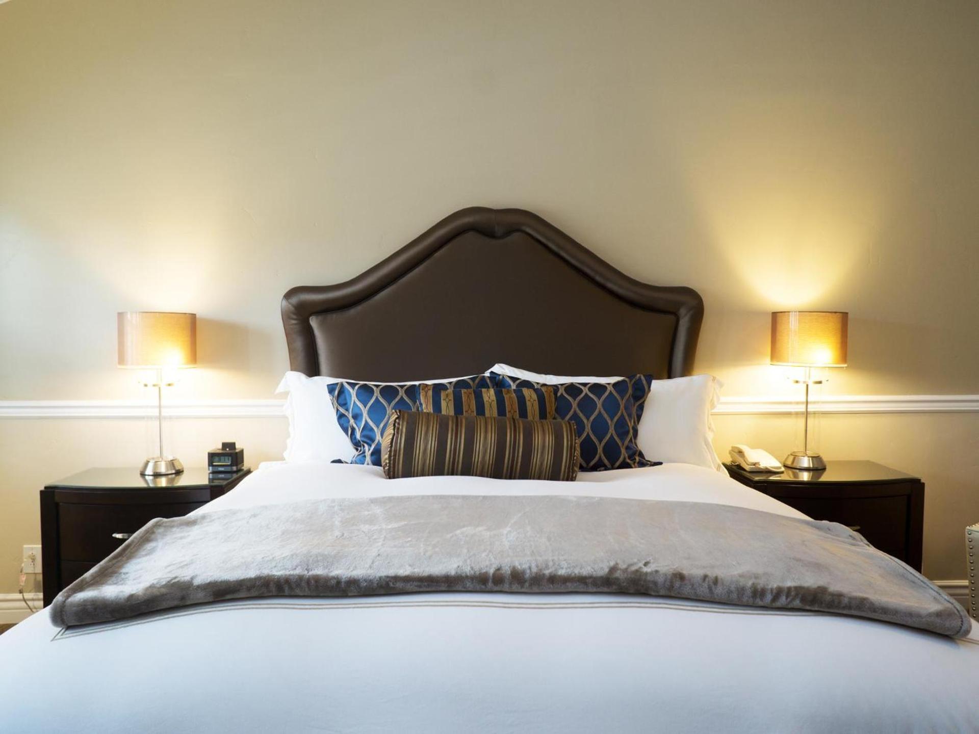 Carriage House Inn photo 22