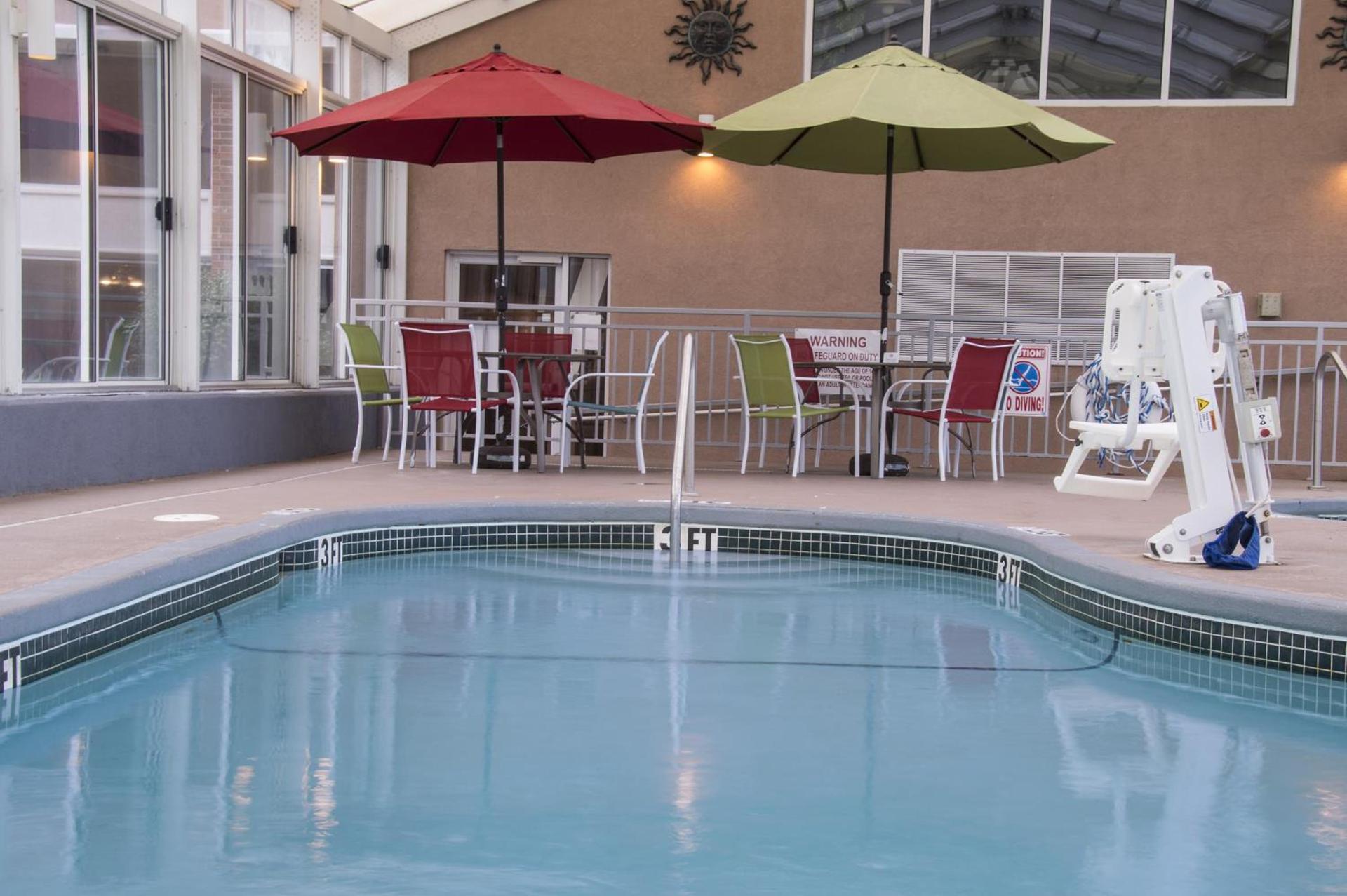Lamplighter Inn and Suites - North photo 32