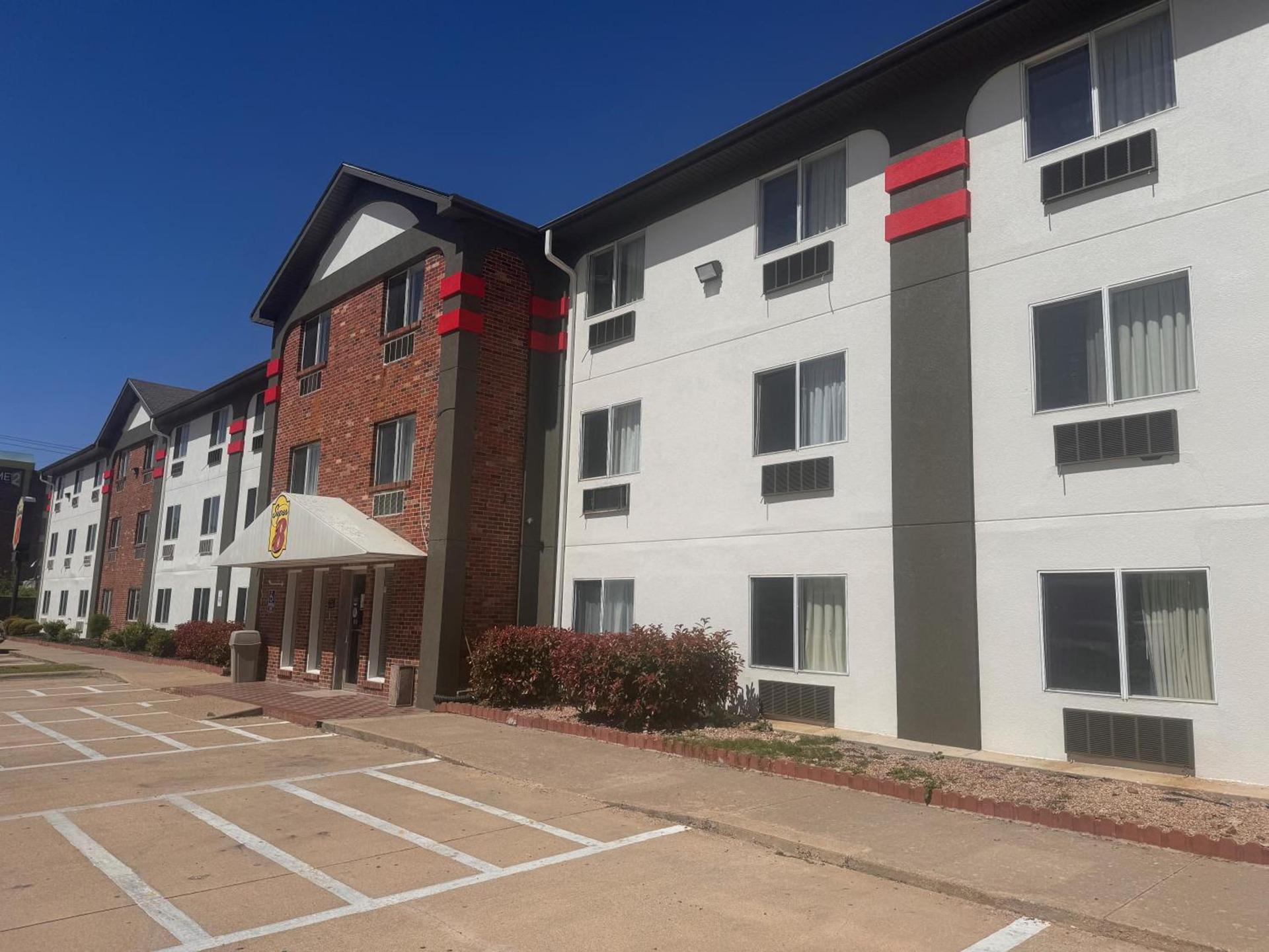 Super 8 by Wyndham College Station photo 50