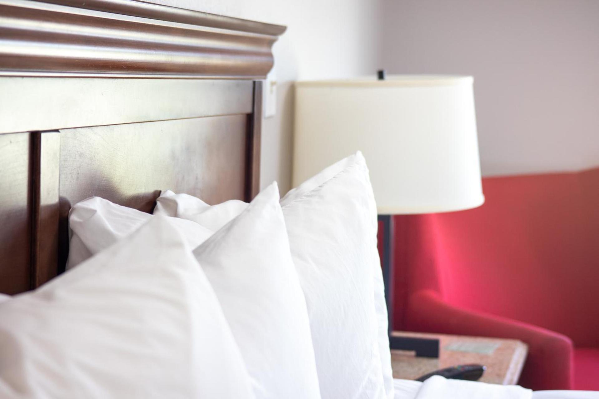 Country Inn & Suites by Radisson, Wilmington, NC photo 64