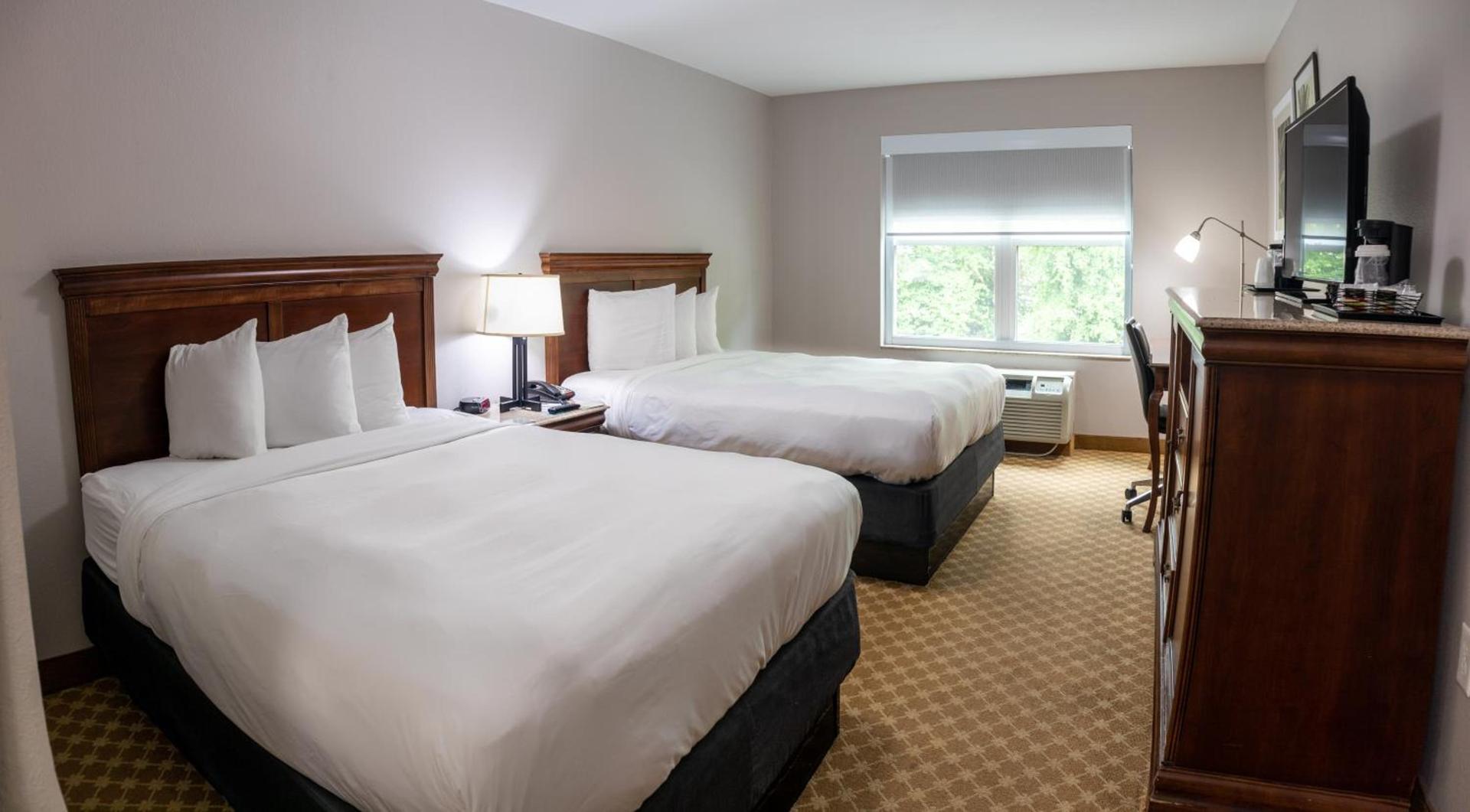 Country Inn & Suites by Radisson, Wilmington, NC photo 75