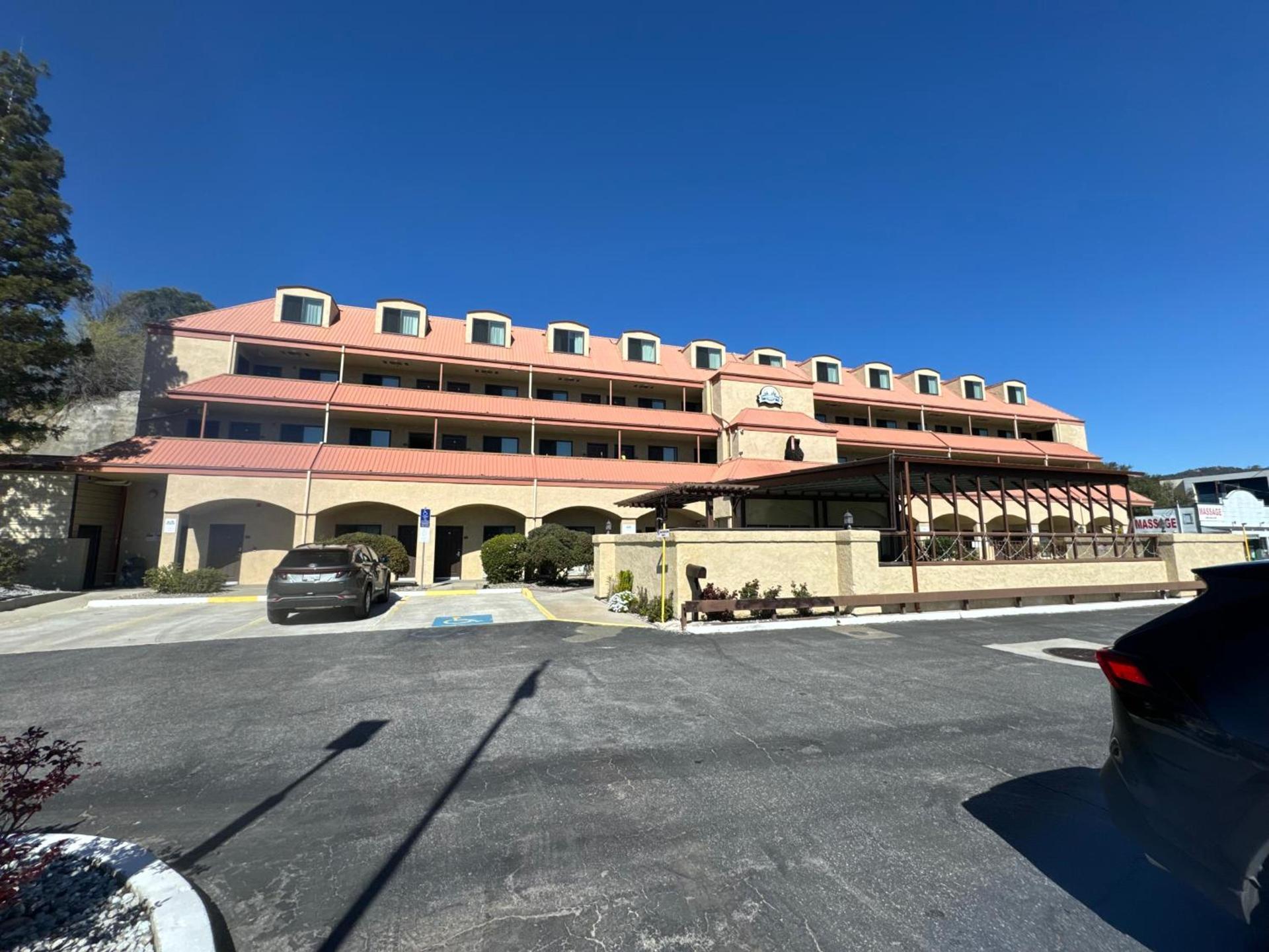 Yosemite Sierra Inn — hotel in Oakhurst